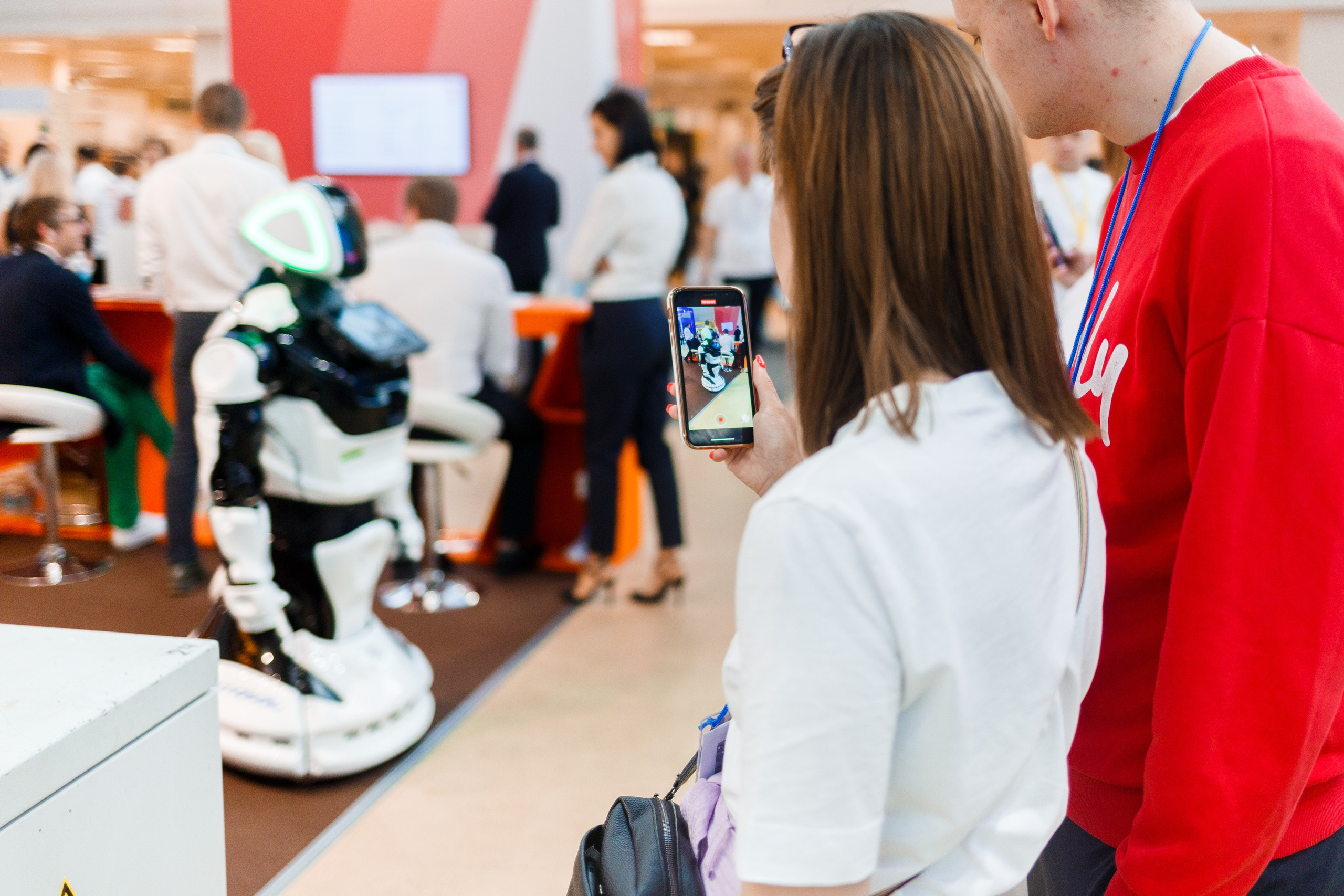 Обзор работы стенда Курьер-сервис. Репортажный фотограф Борис Геер