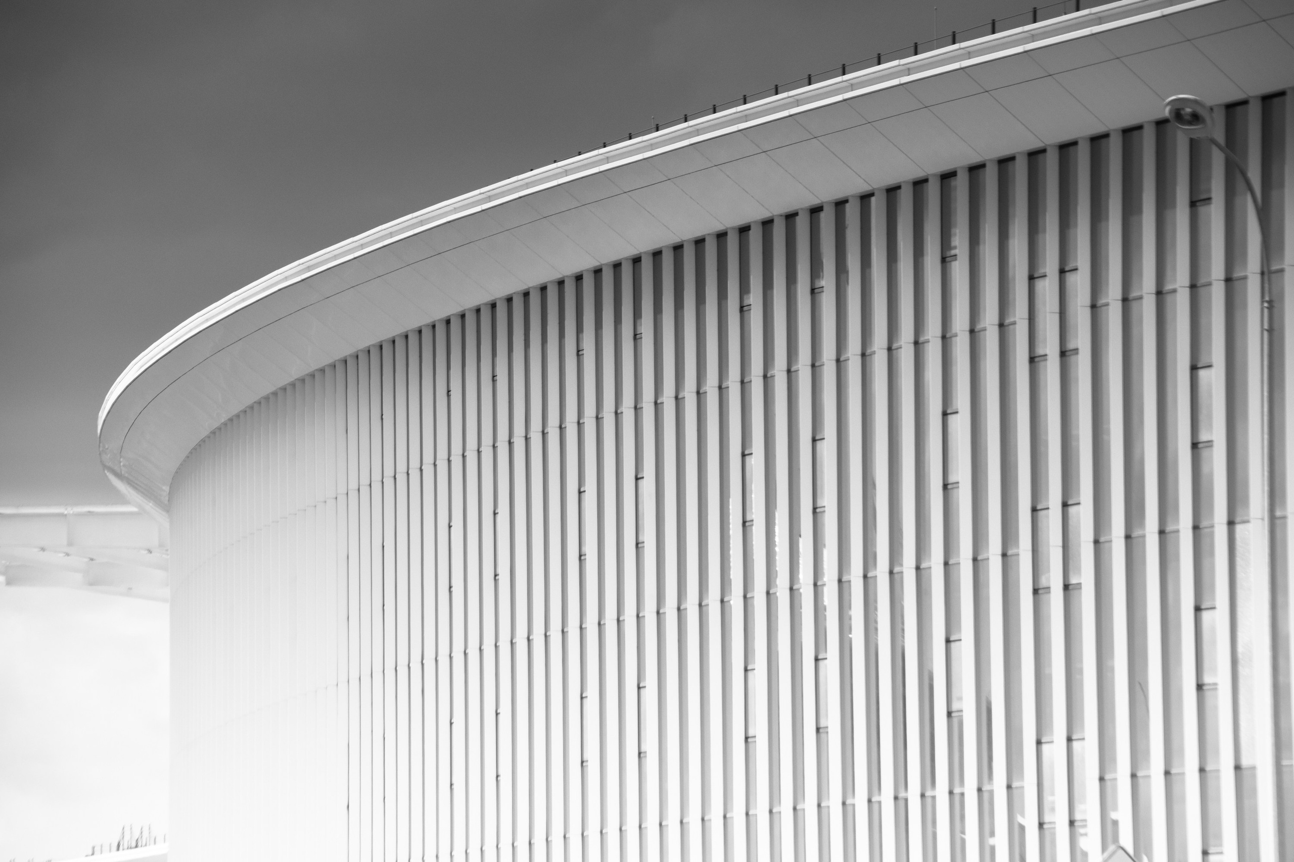 Архитектура вдоль Гребного канала