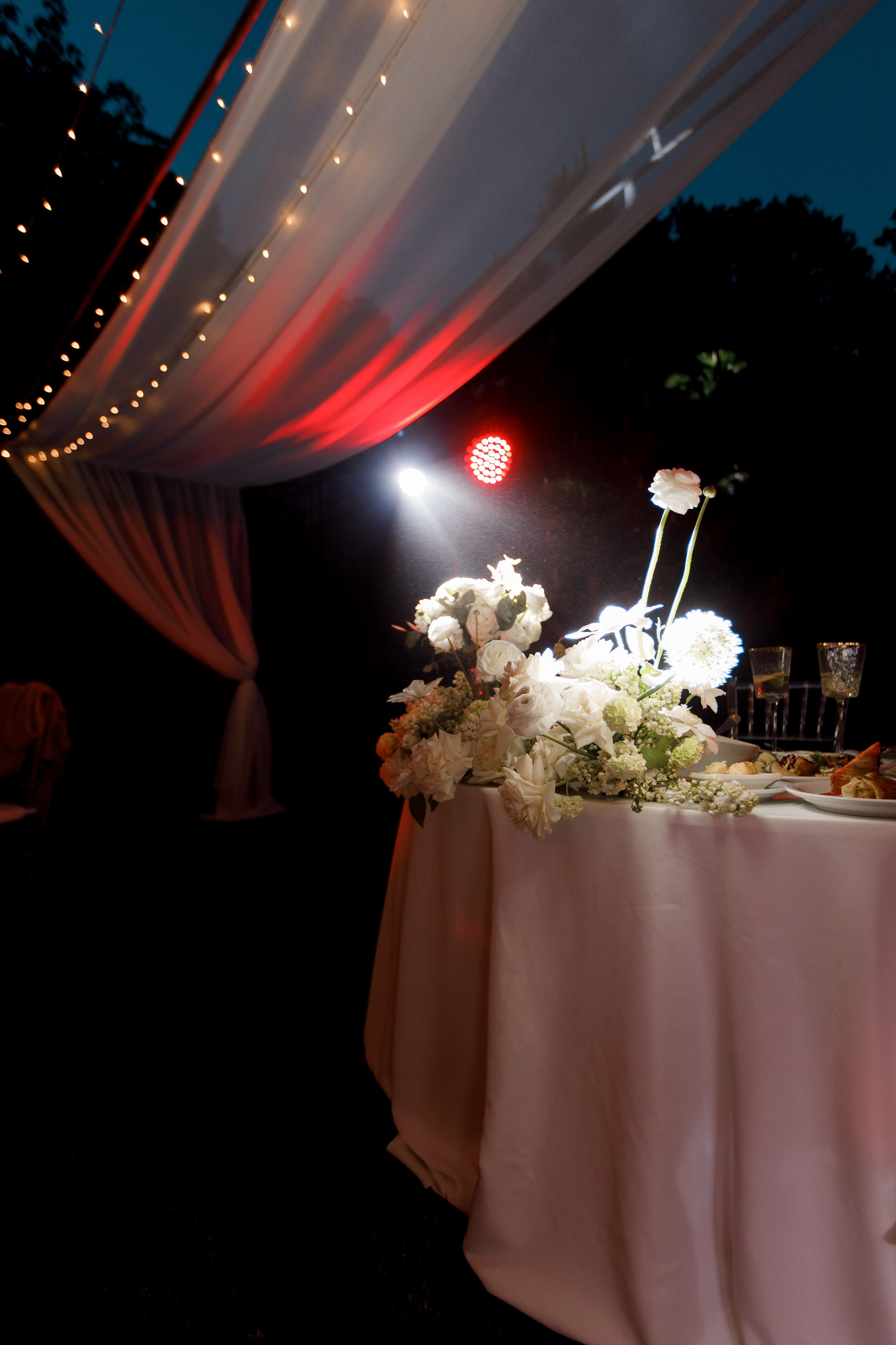 Денис и Алина. Белый замок. Фотограф Анна Лейман. Севастополь