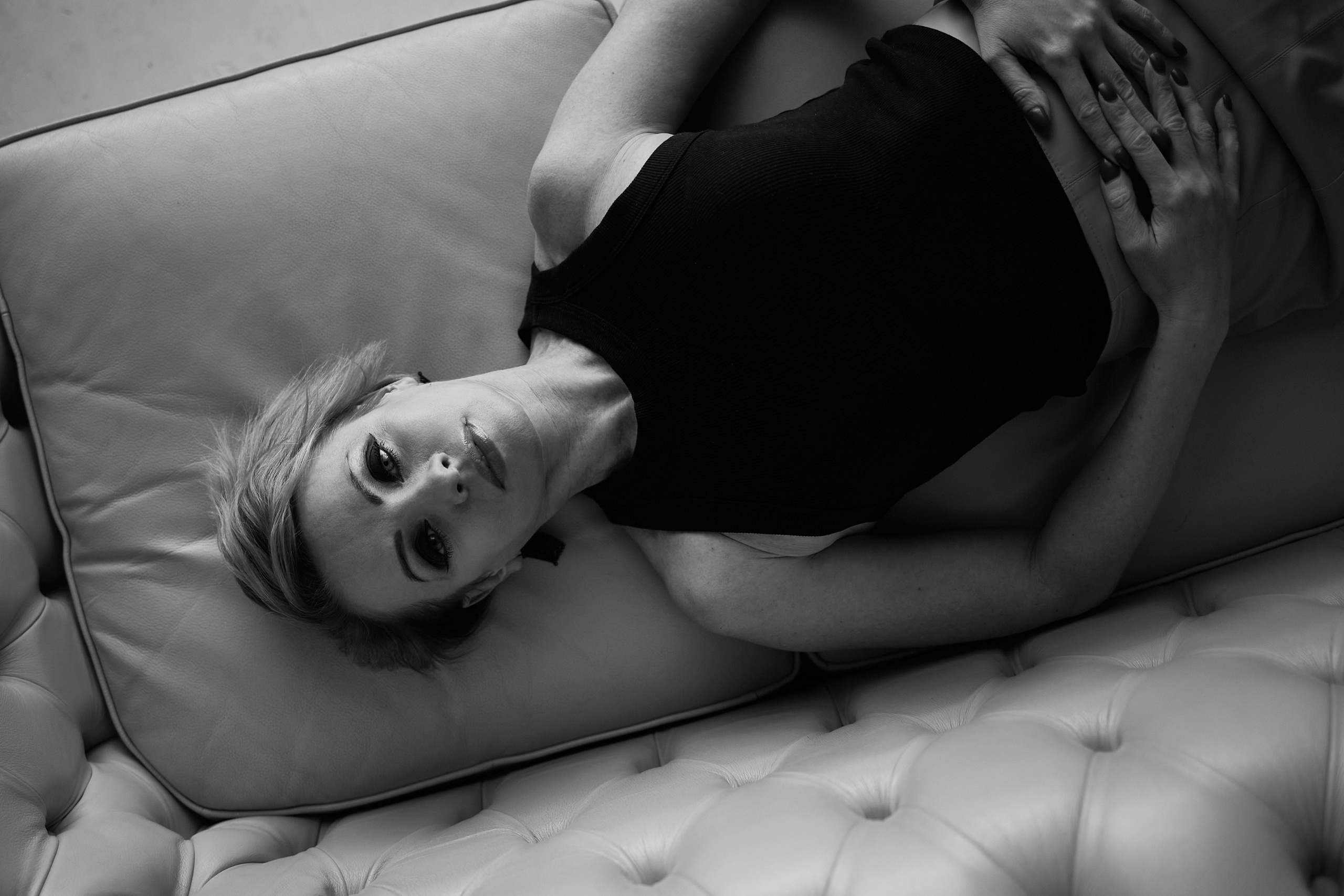 Студийный портрет чб. Фотограф Михаил Коган — Москва 89267284460