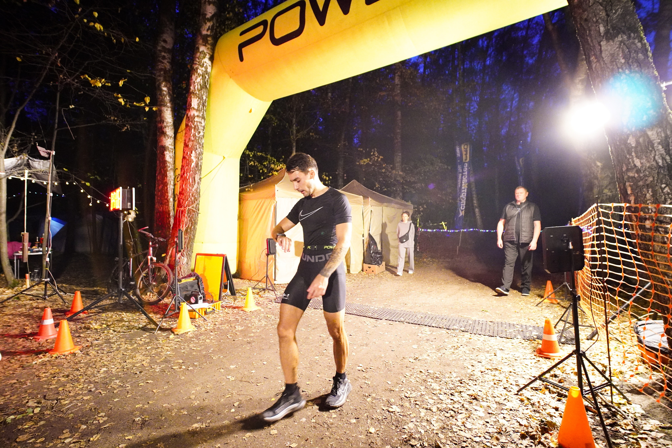 Backyard Ultra Moscow 2024. Роман Капилюшов. Бег. Фото. Видео. г. Люберцы