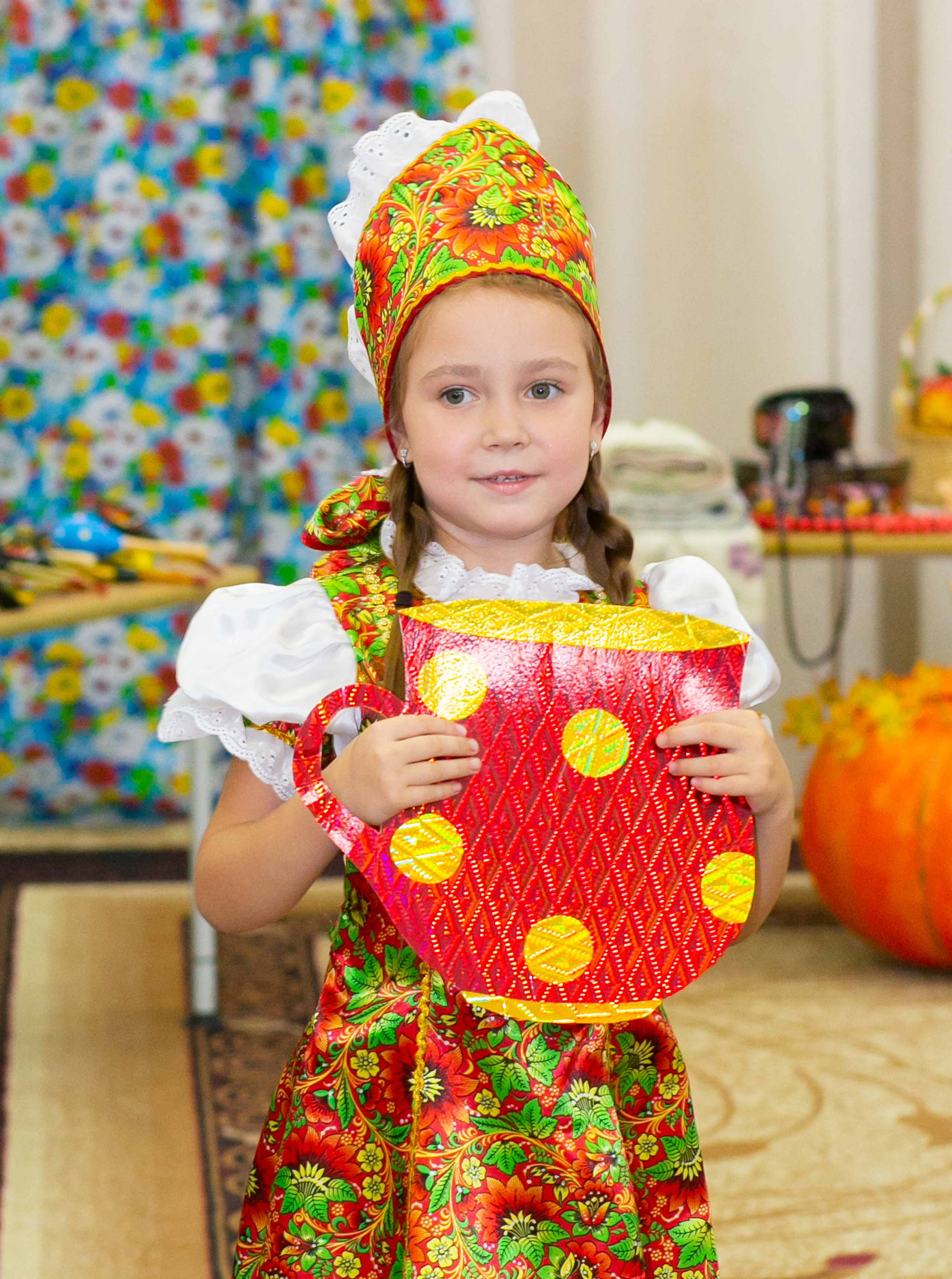 Выпускные и Утренники. Фотограф новорожденных и семейный фотограф НСО г. Бердск Марина Львова