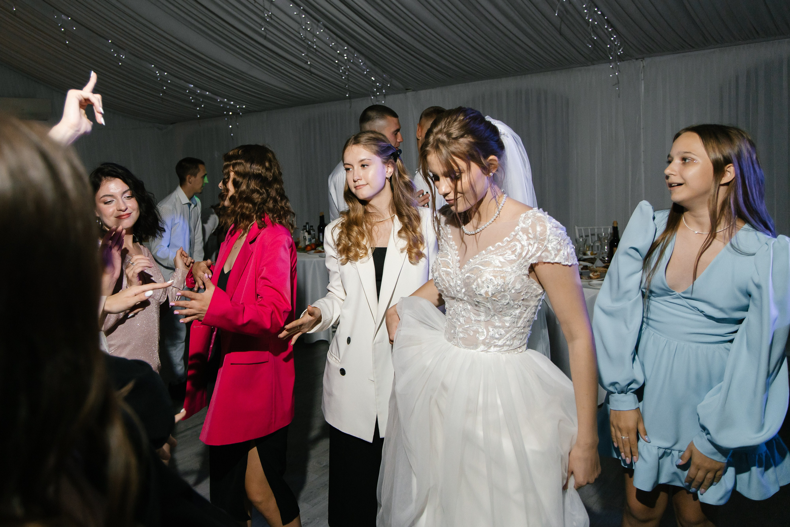 Ксения и Антон (полный день). Фотограф в Барнауле Юлия Садвокасова