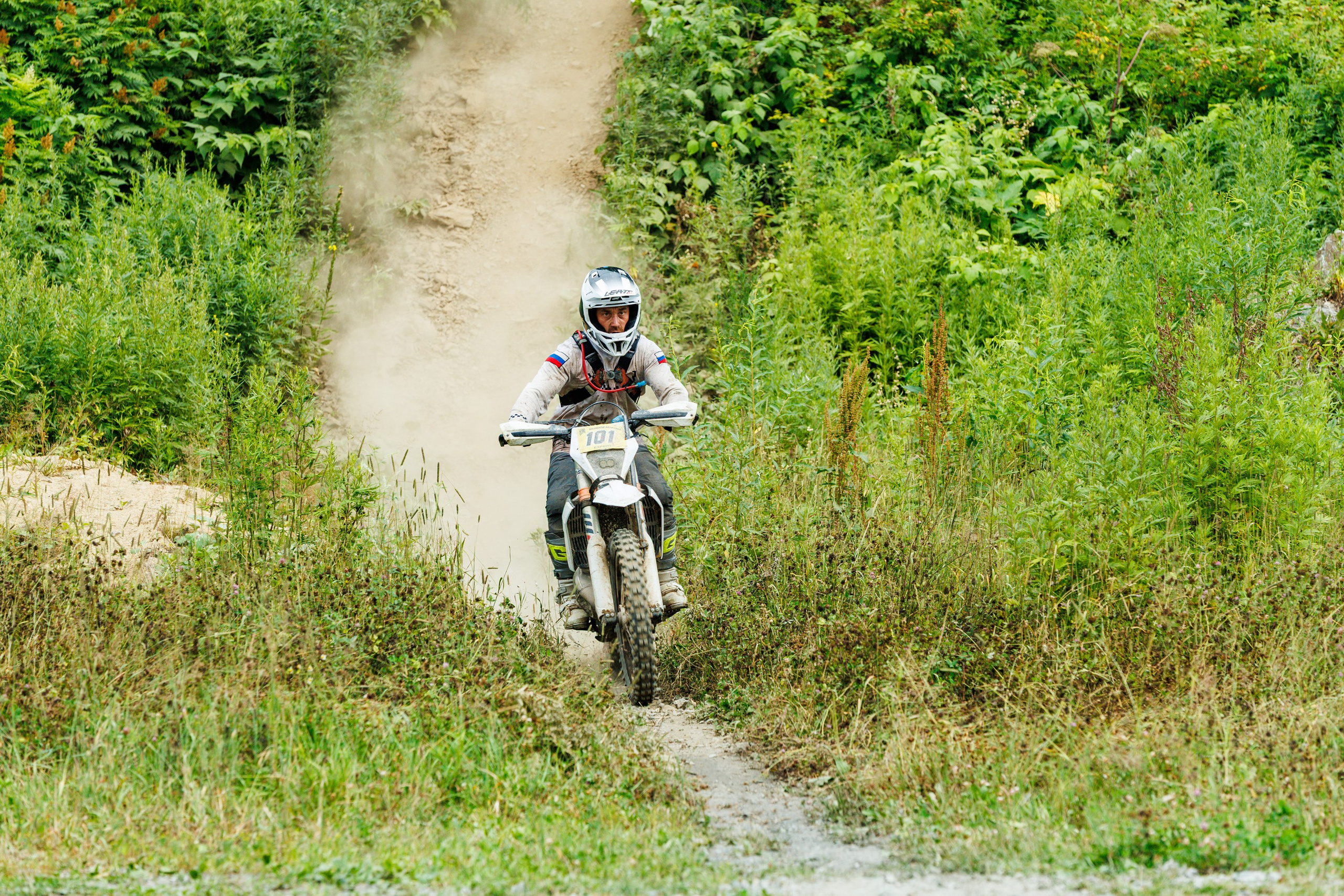 NPR-2025. Свадебный, семейный и репортажный фотограф в Южно-Сахалинске Артур Петросян