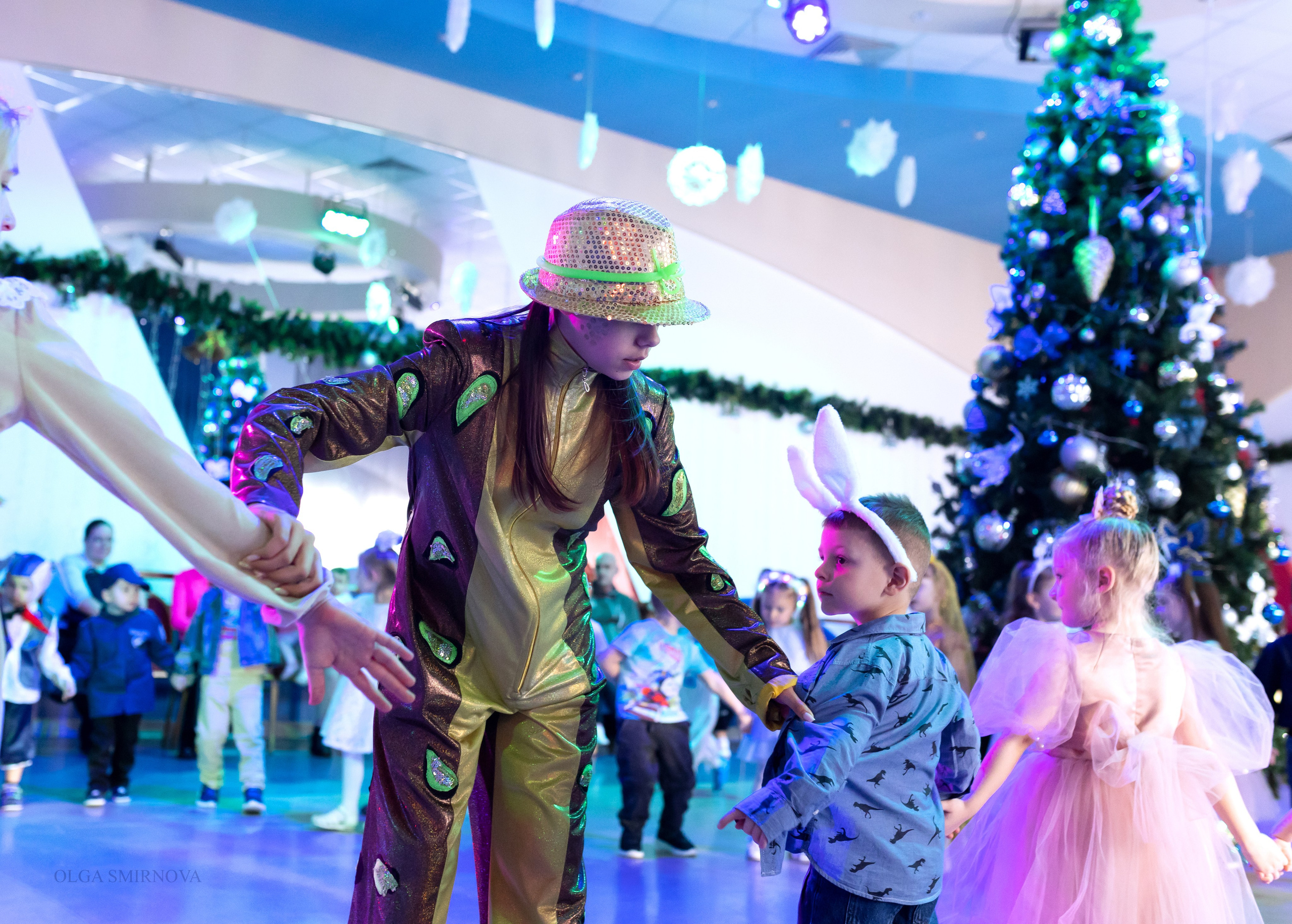 Утренник в ДОФ 04.01.25. Ольга Смирнова юрист, фотограф