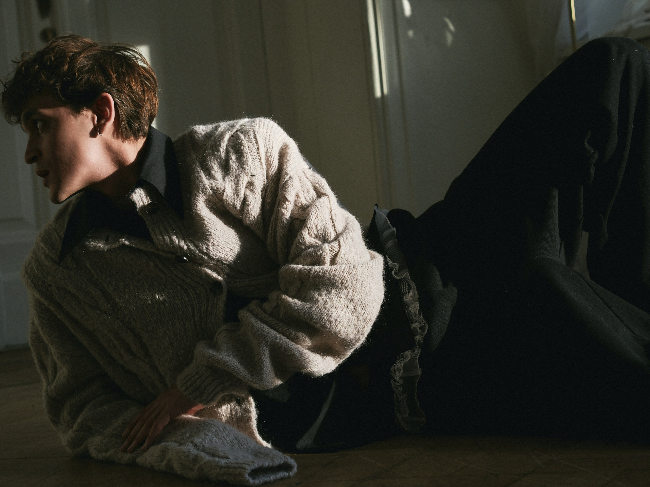 89233. Главная