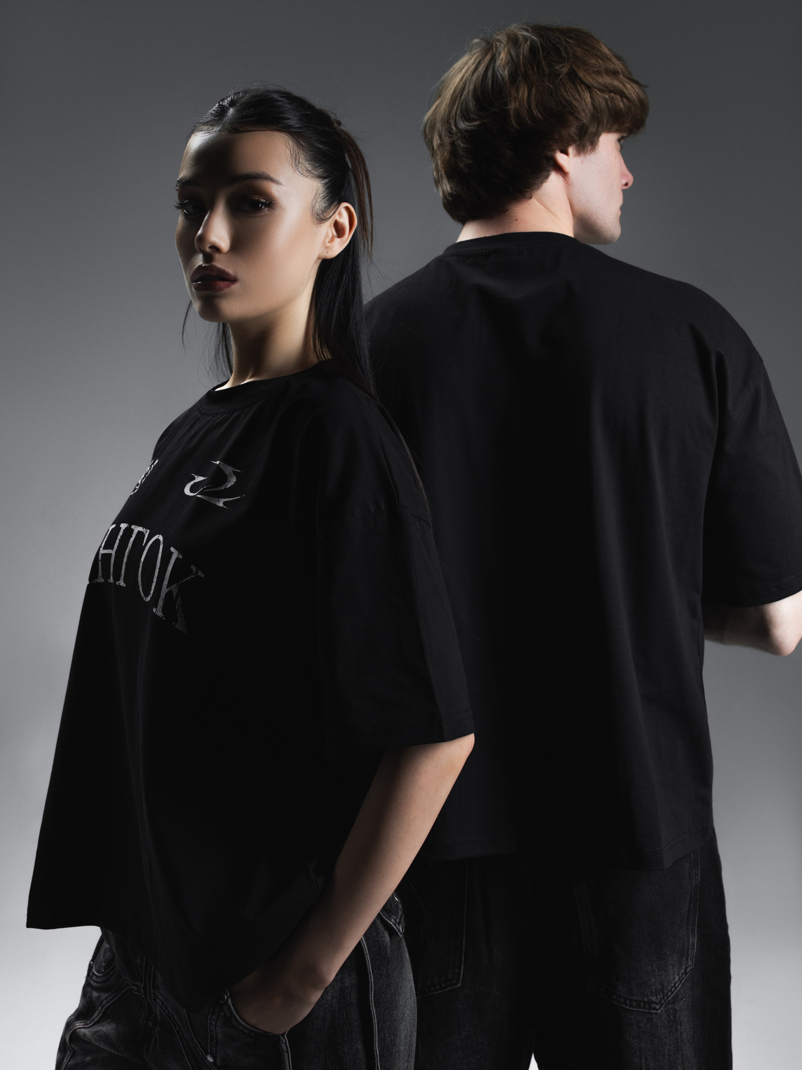 КАТАЛОГ | серый фон. RUNA production — стильные съемки для брендов