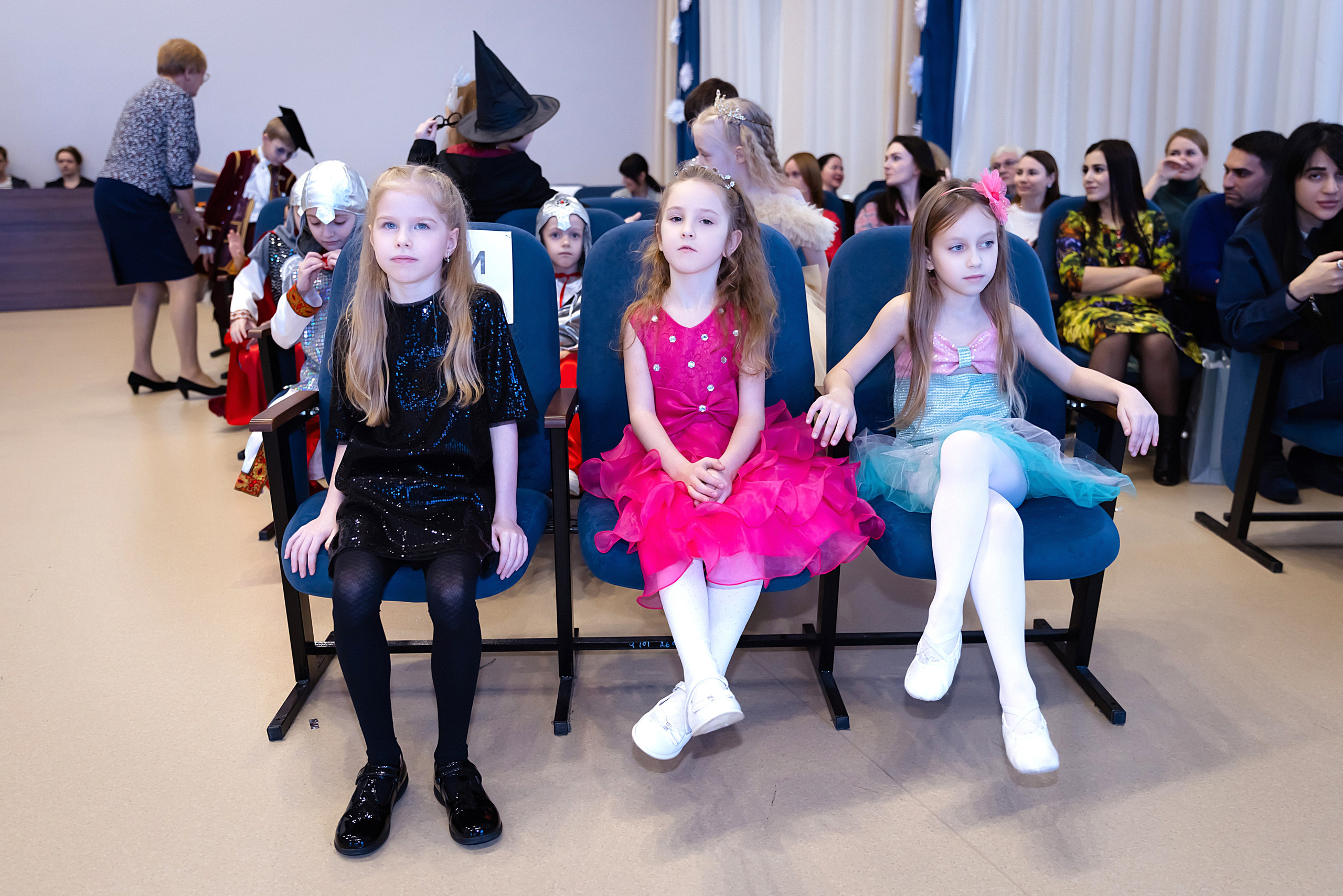 Новогодний праздник 1 В класс! Гимназия № 23. Фотограф и Видеограф в Краснодаре Юлия Солодченко