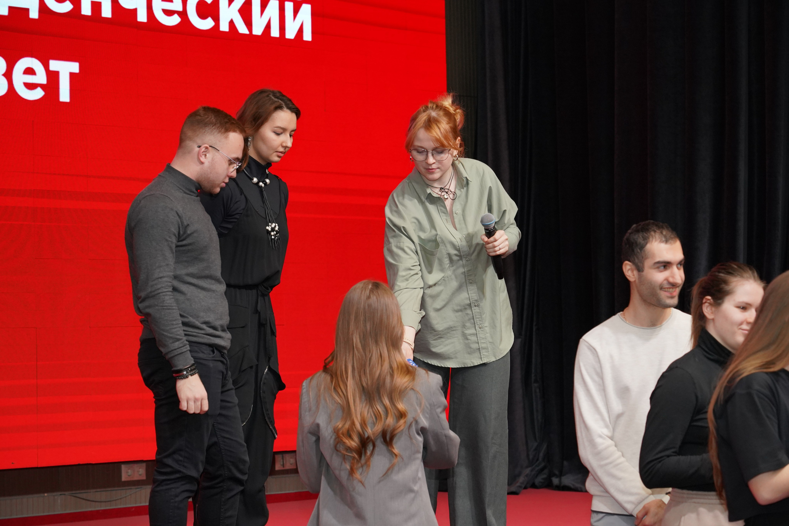 Фотограф на официальном мероприятии