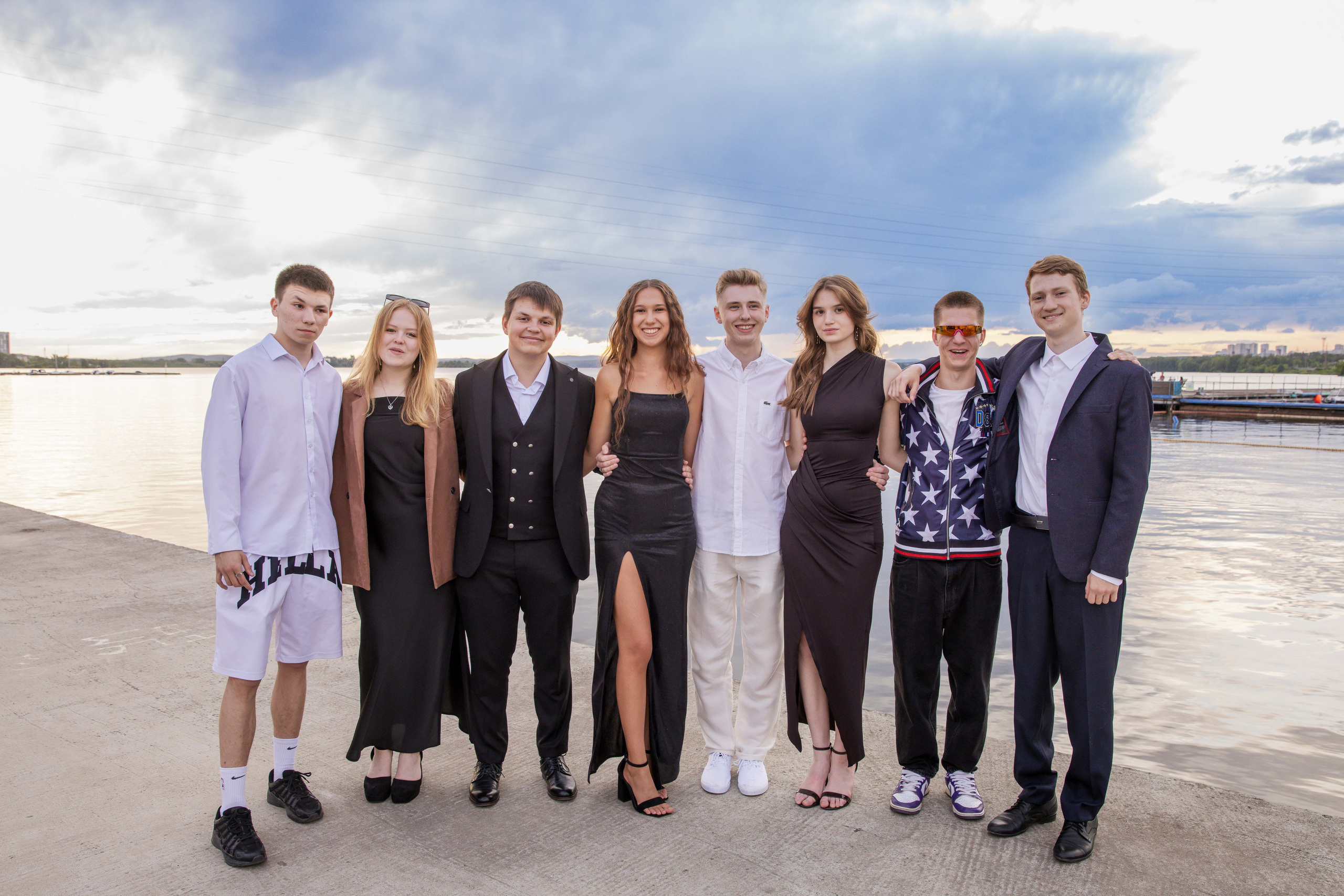 Фото и видео на выпускной в школе и детском саду. Свадебный, семейный видеограф и фотограф в Екатеринбурге Николай Рыков