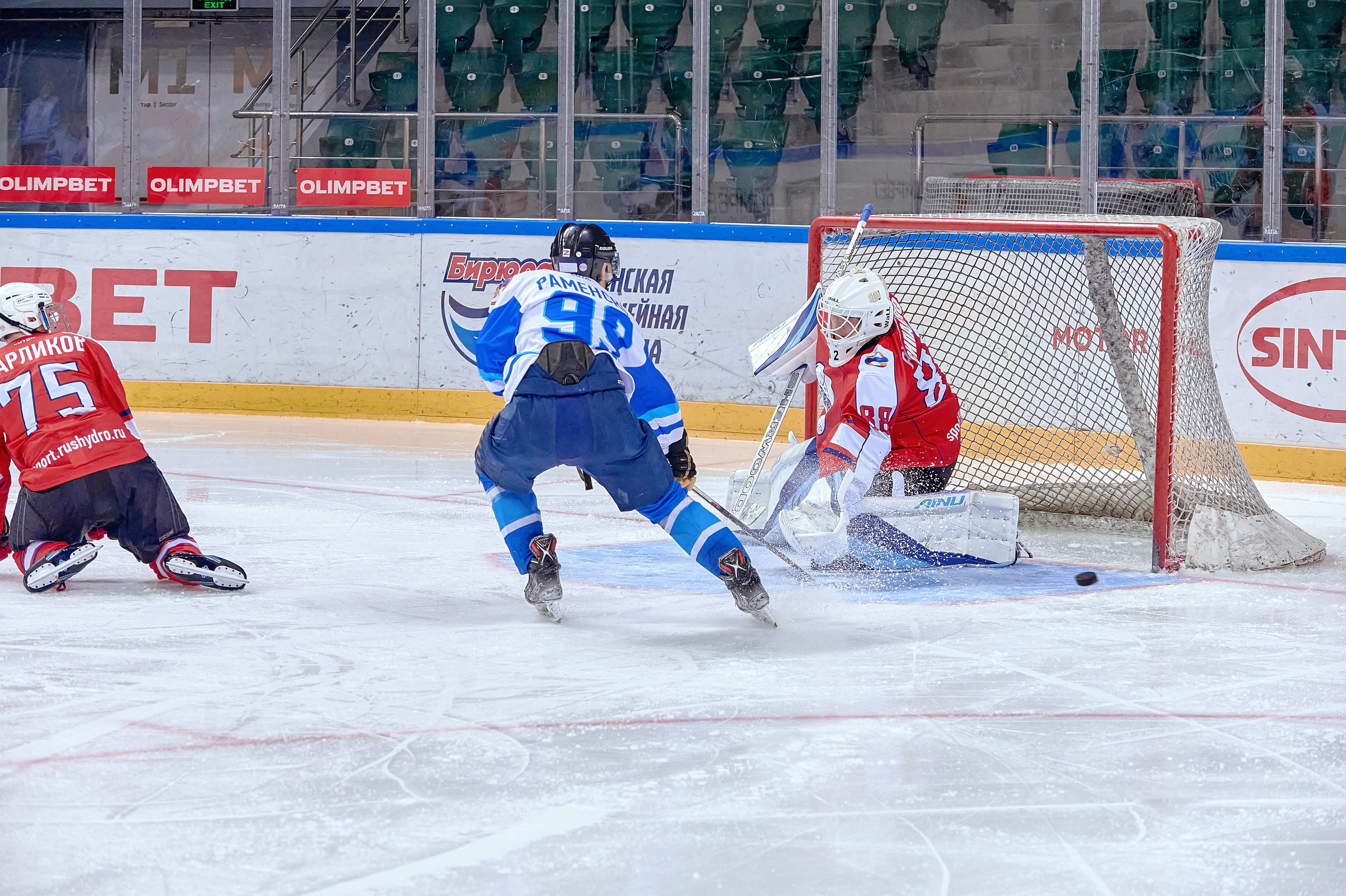 Платинум Арена — Хоккей — РусГидро. Фотограф Яковлев Роман — Красноярск