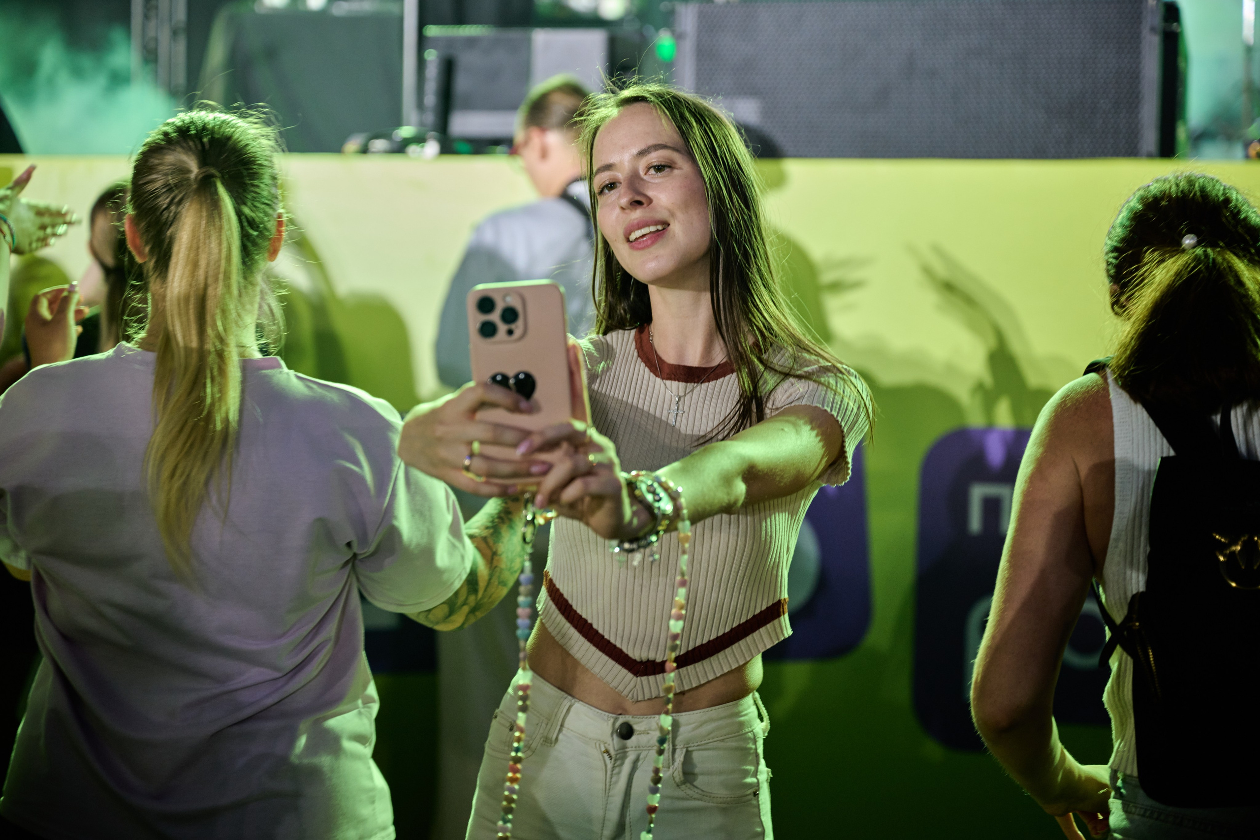 День молодежи вечерняя программа. Профессиональный репортажный фотограф Инесса Иминова