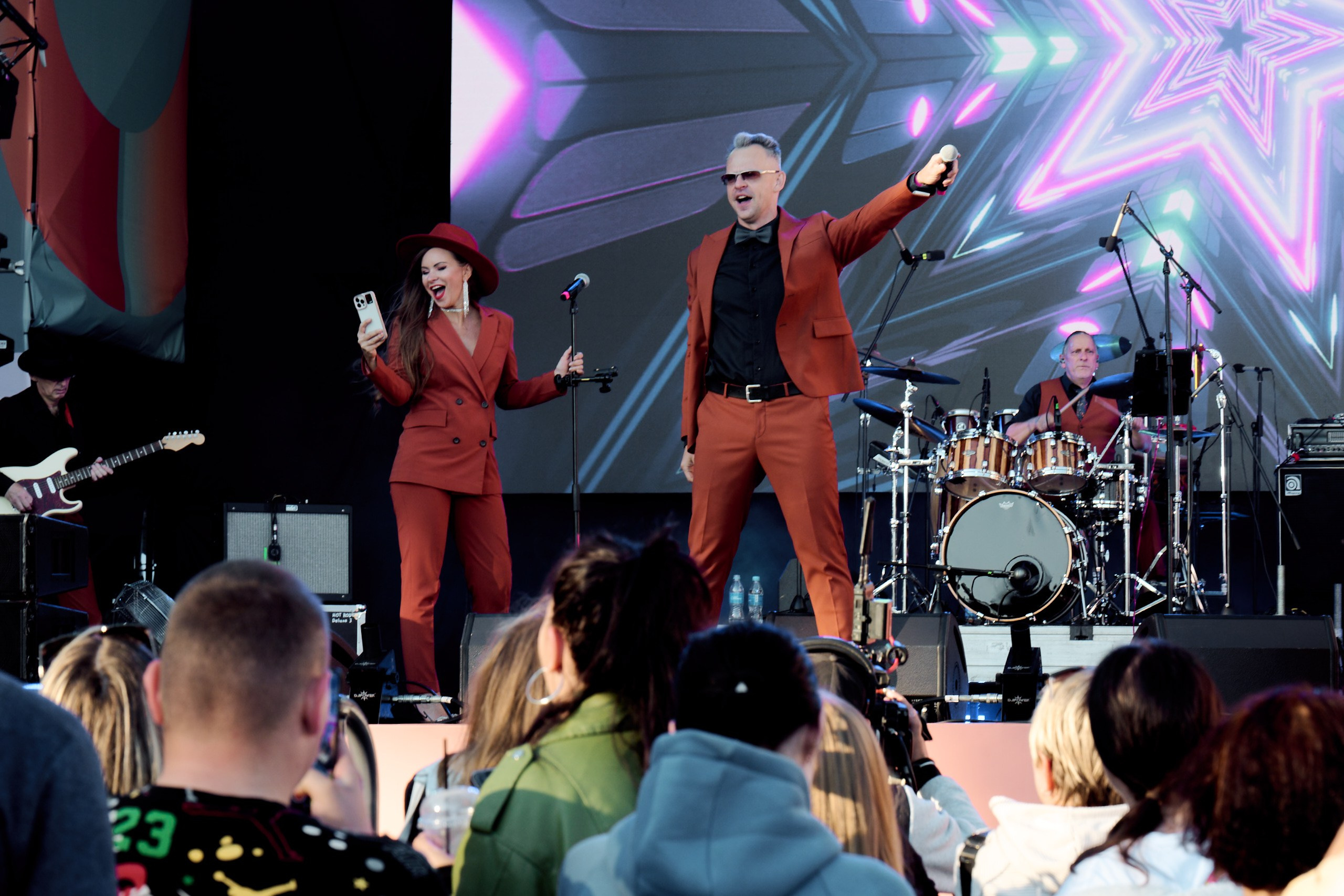 Муссоны + Концерт Максим. Профессиональный репортажный фотограф Инесса Иминова