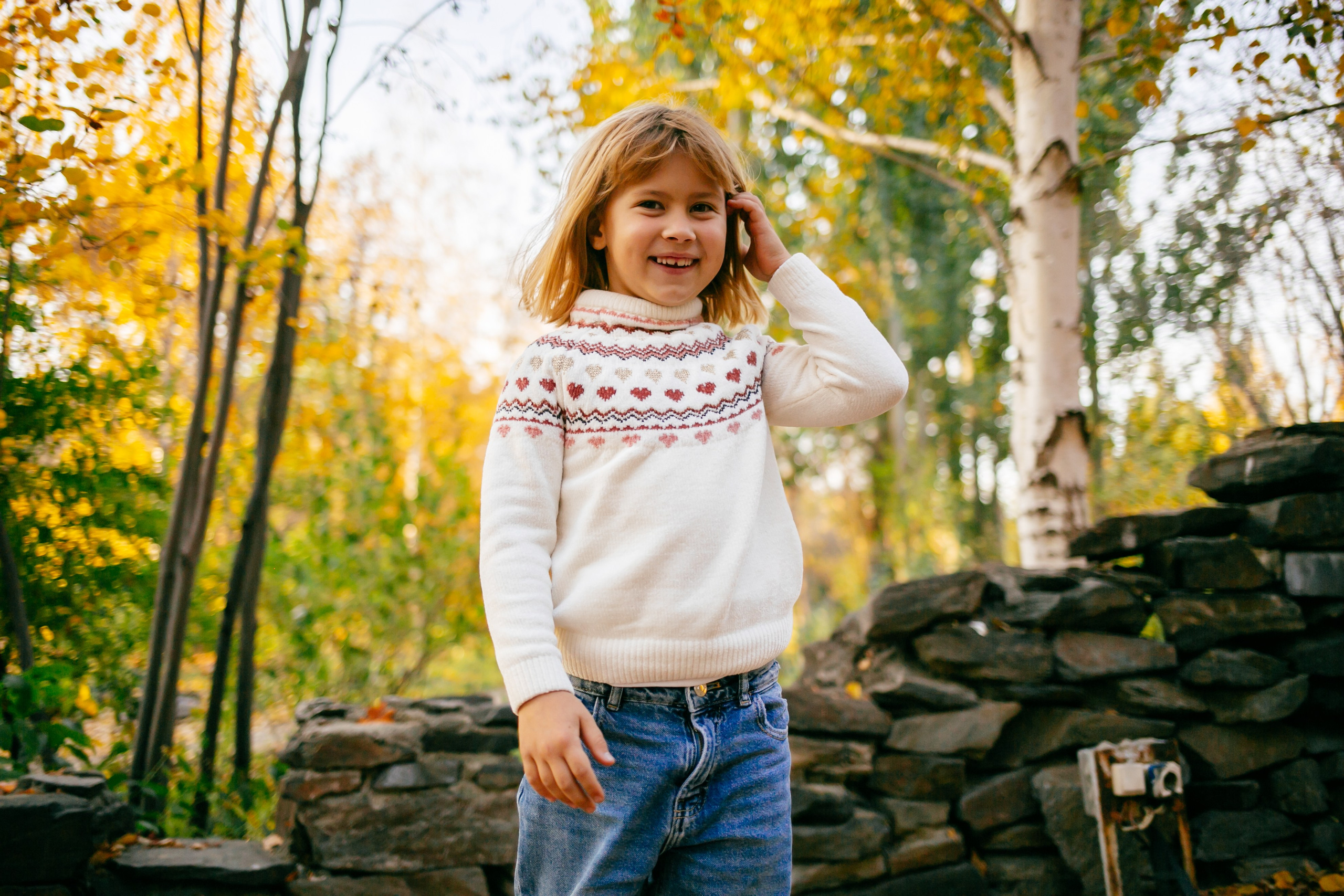 Юля, Анюта, Есения