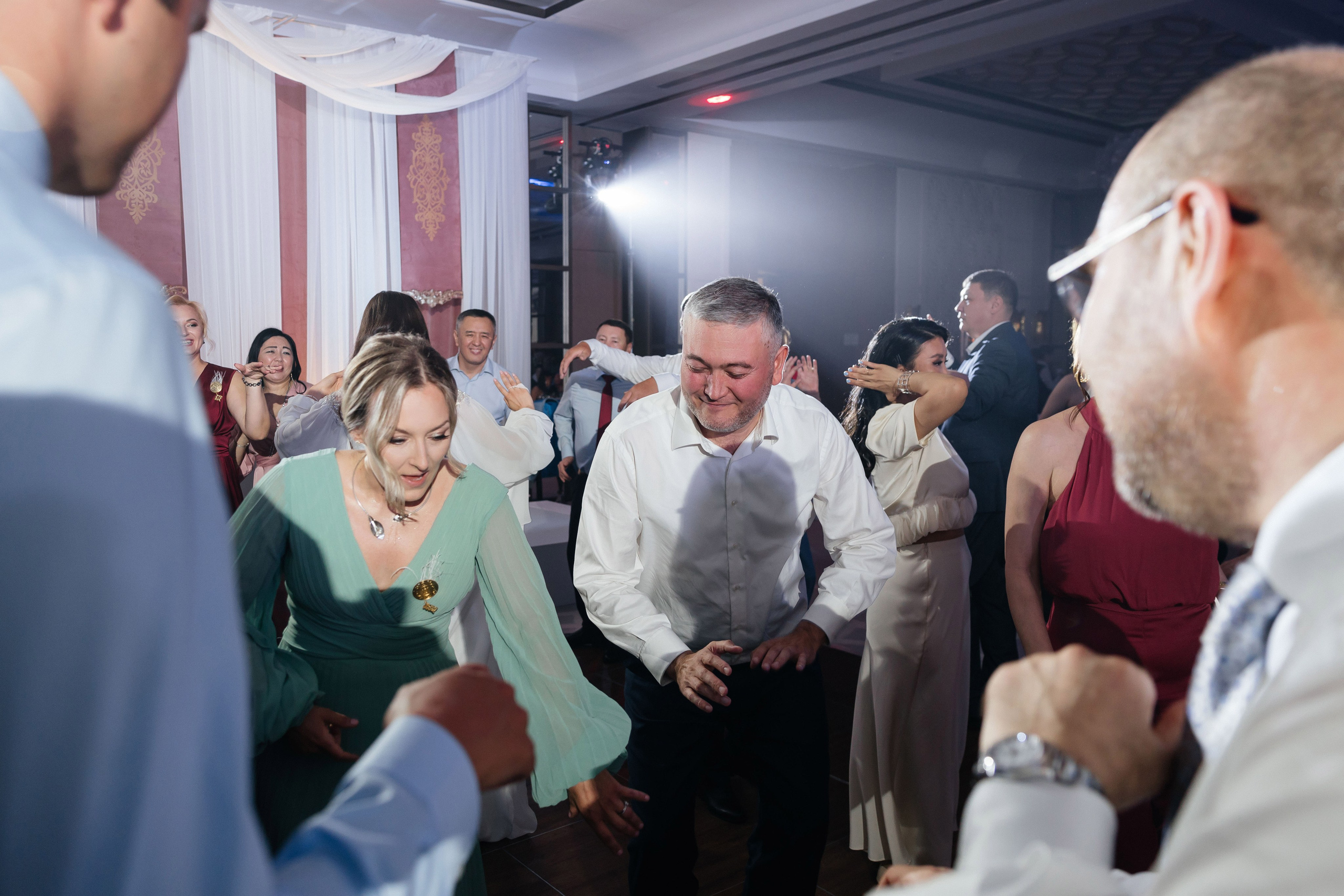 Alina Uzatu. Профессиональный фотограф в городе Астана/Алматы Даурен Сембаев