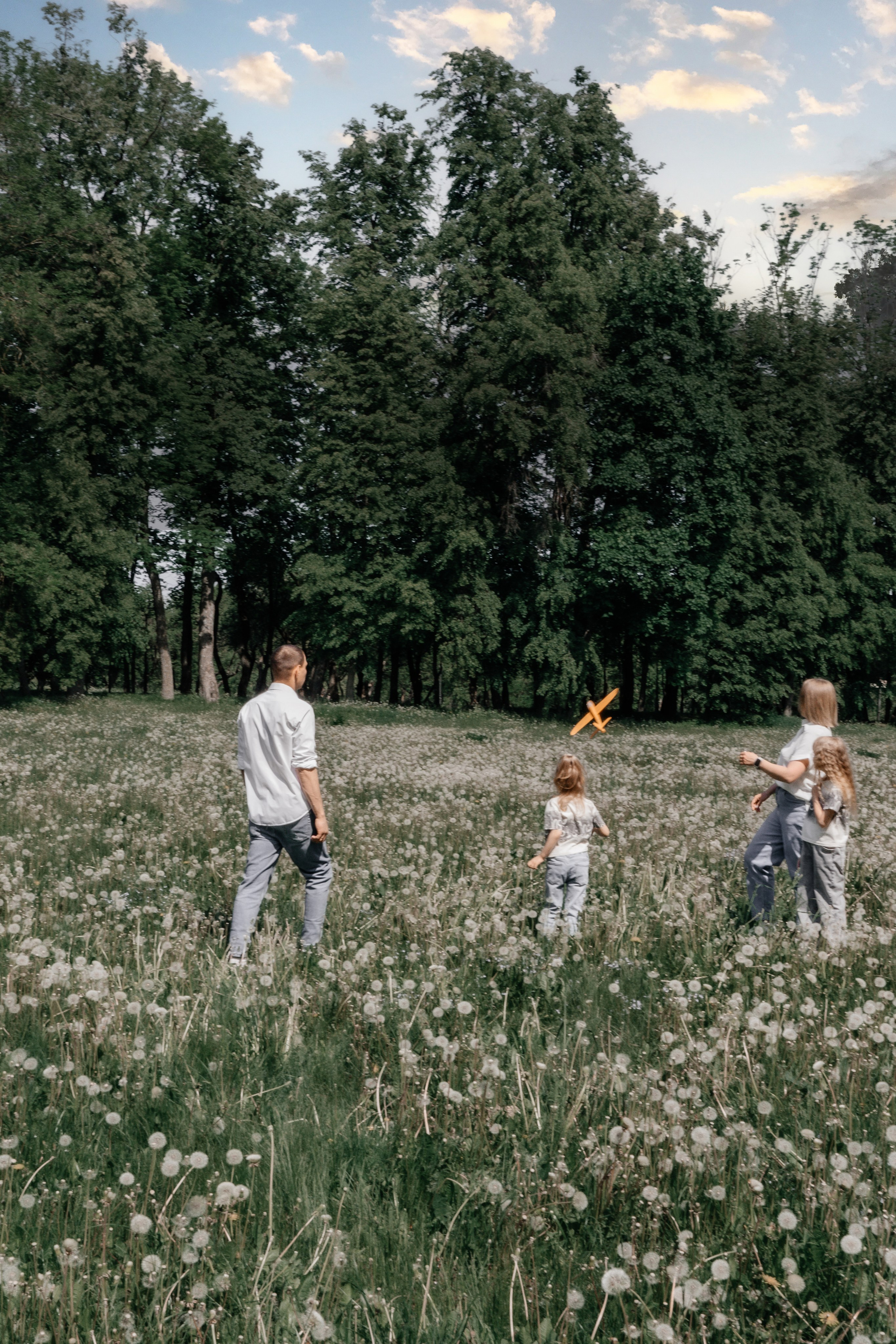 Семейная съемка в Лошицком парке. Ваш семейный фотограф в Минске — Вика Трегубова