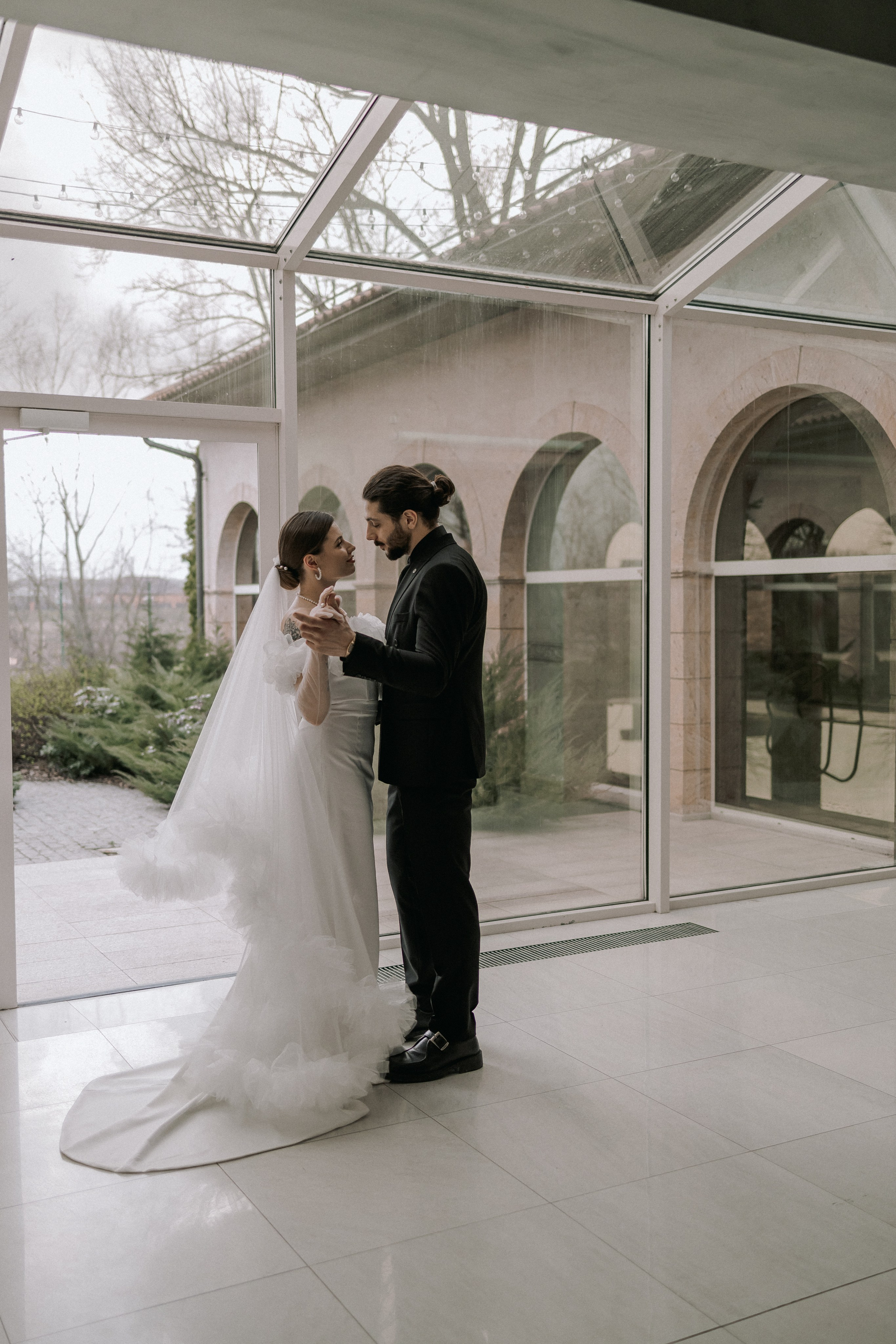 Аль-Барр и Наташа. Невероятная история. Свадебная фотография. Арина Рубах