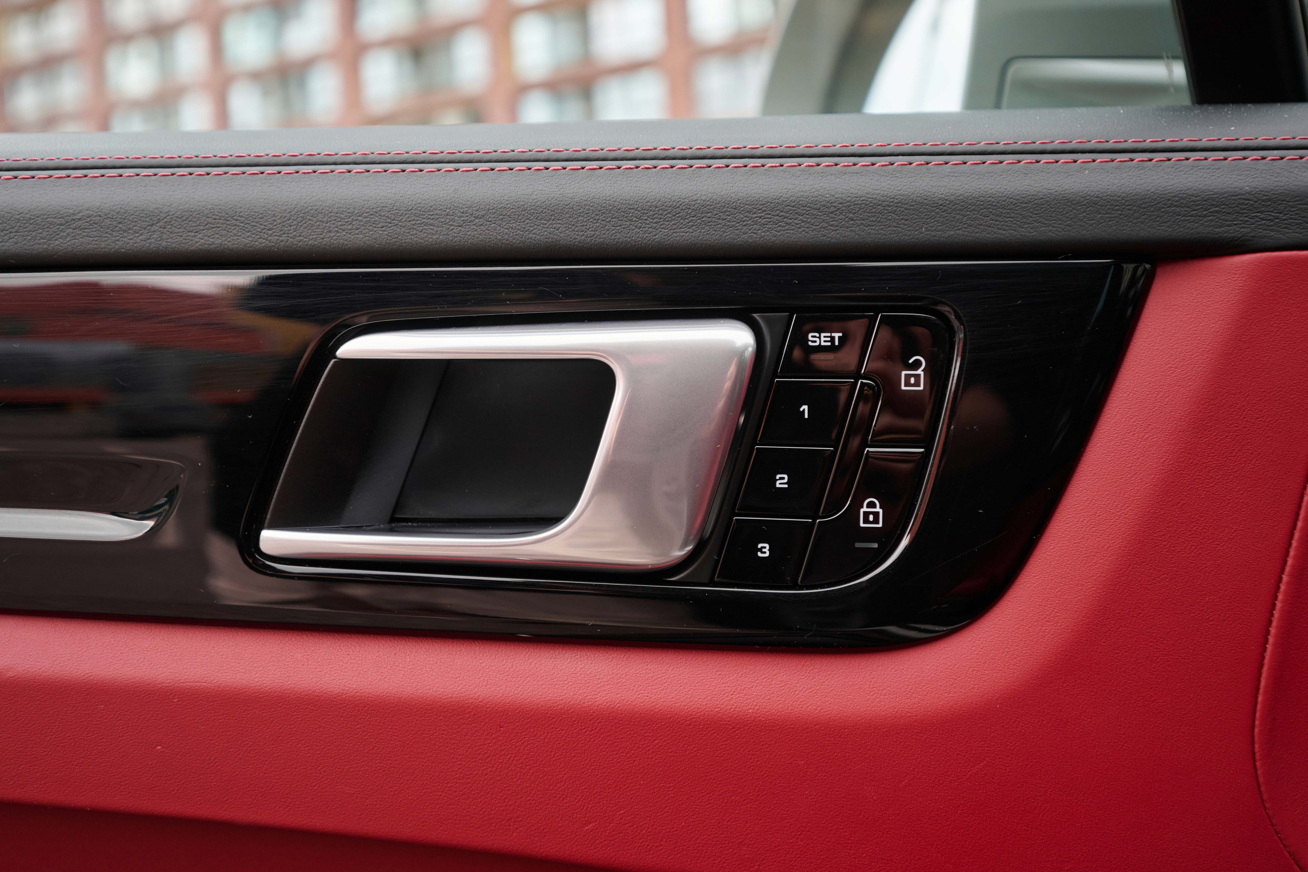 Porsche Cayenne. Автомобильный и интерьерный фотограф в Минске Александр Тагаев