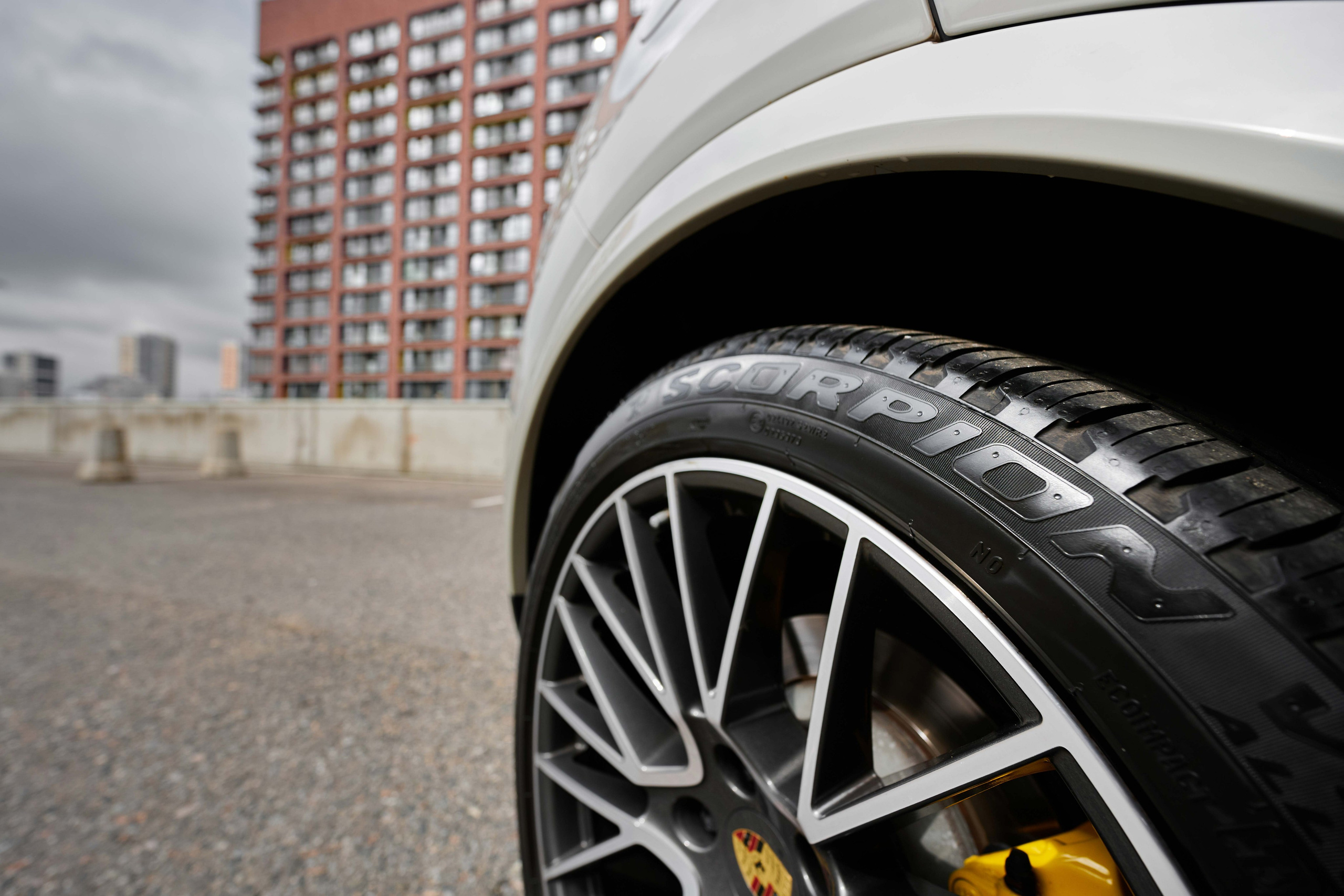 Porsche Cayenne. Автомобильный и интерьерный фотограф в Минске Александр Тагаев