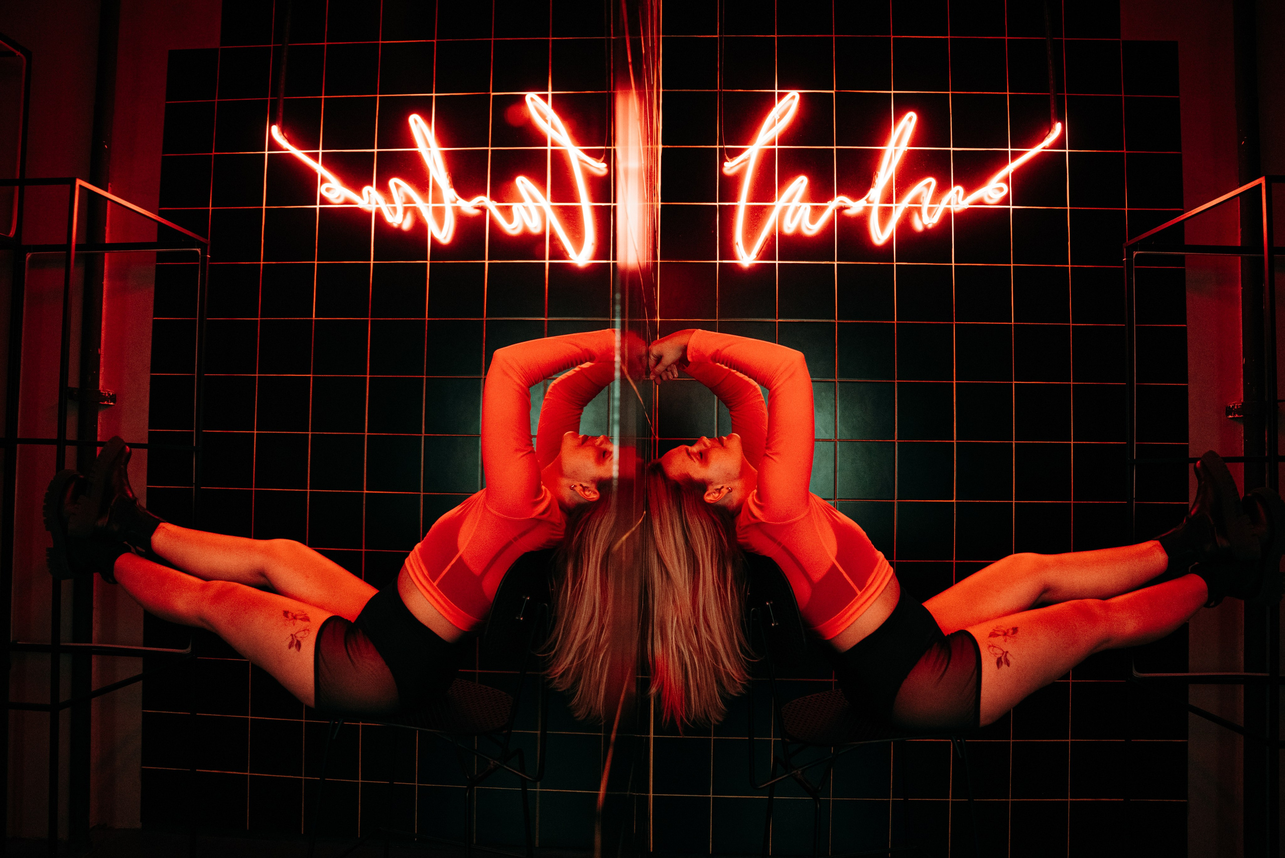 Неон. Фотограф Дарья Сафонова Dashulkacss