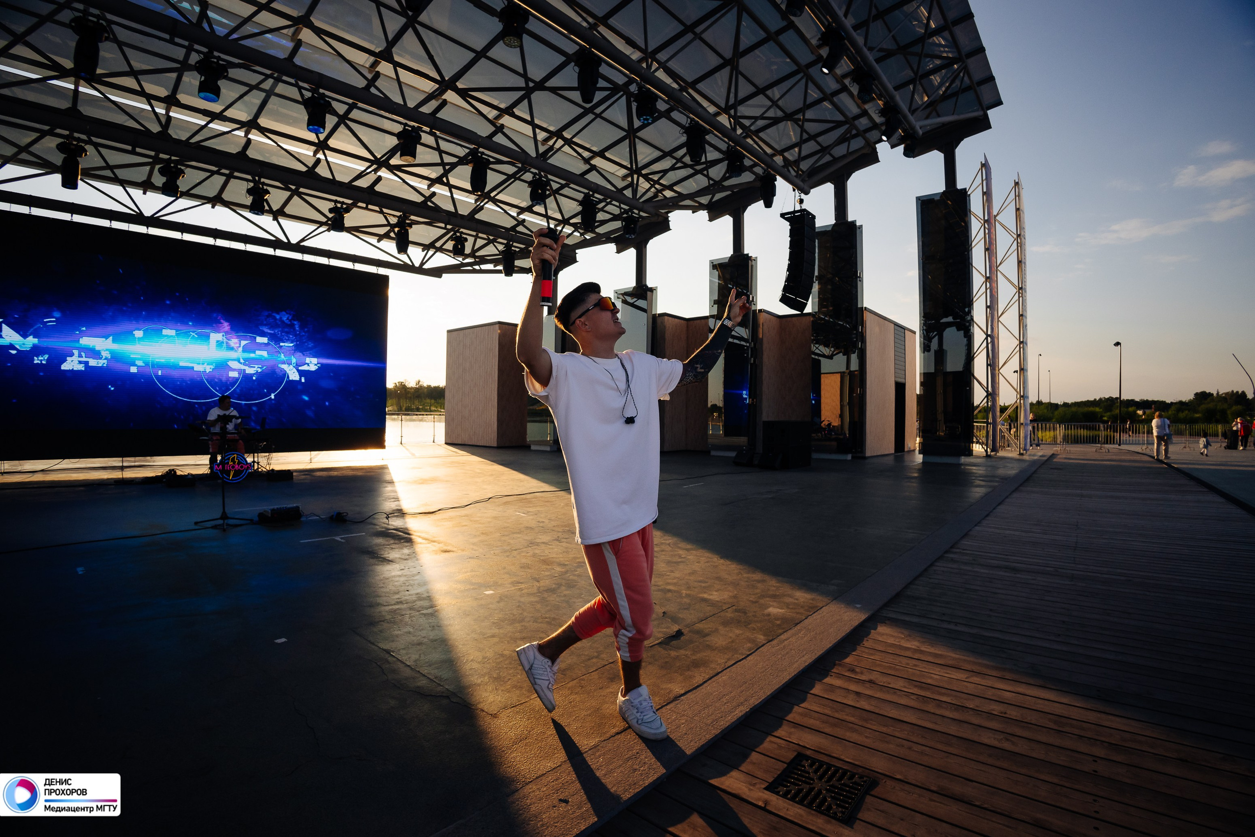 Выпускной МГТУ им. Г. И. Носова — 2024 // 17.07.2024. Денис Прохоров Фотограф в г. Магнитогорск