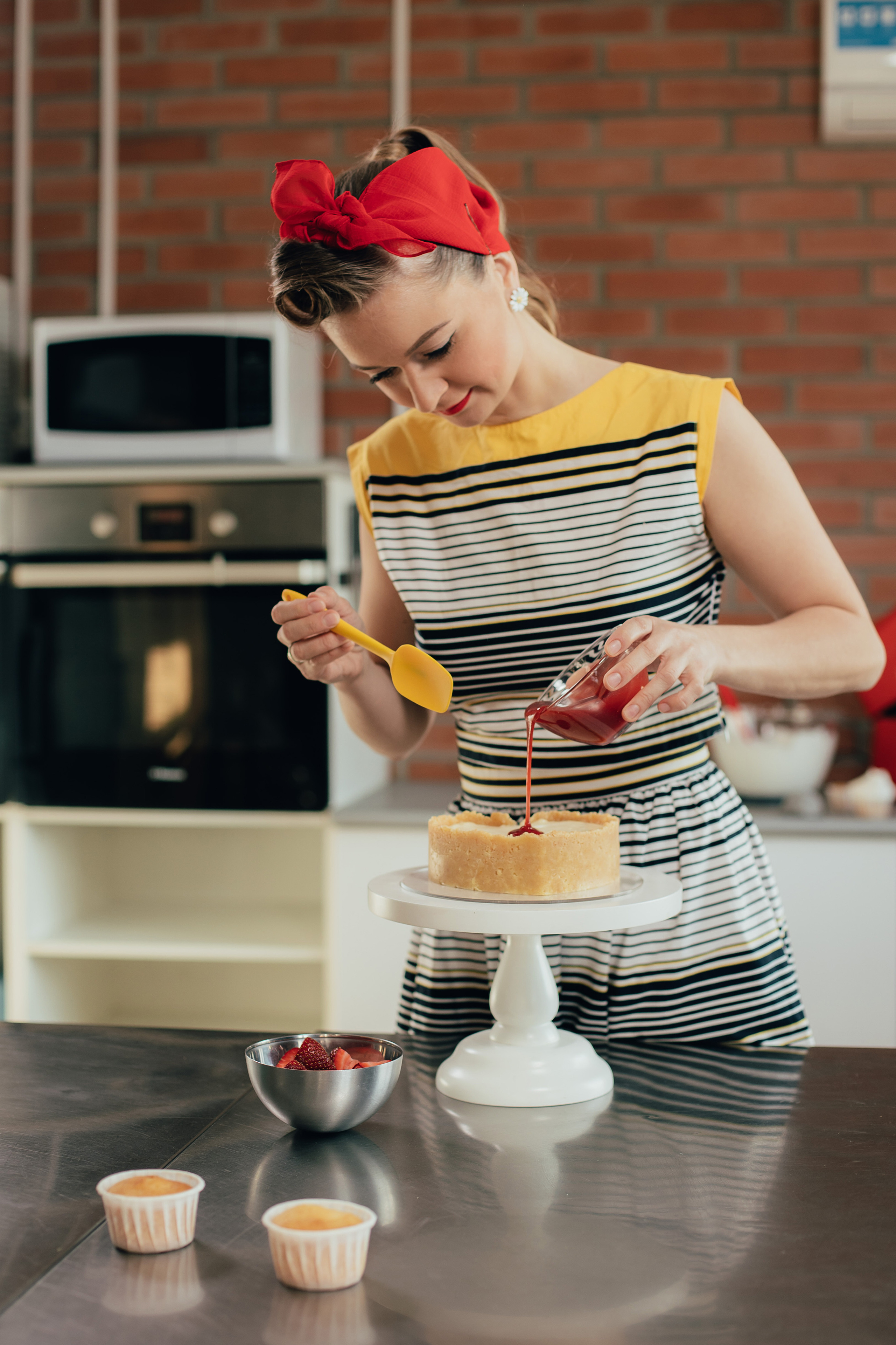 Новый взгляд на профессию кондитера. Свадебный, семейный, портретный фотограф Челябинск