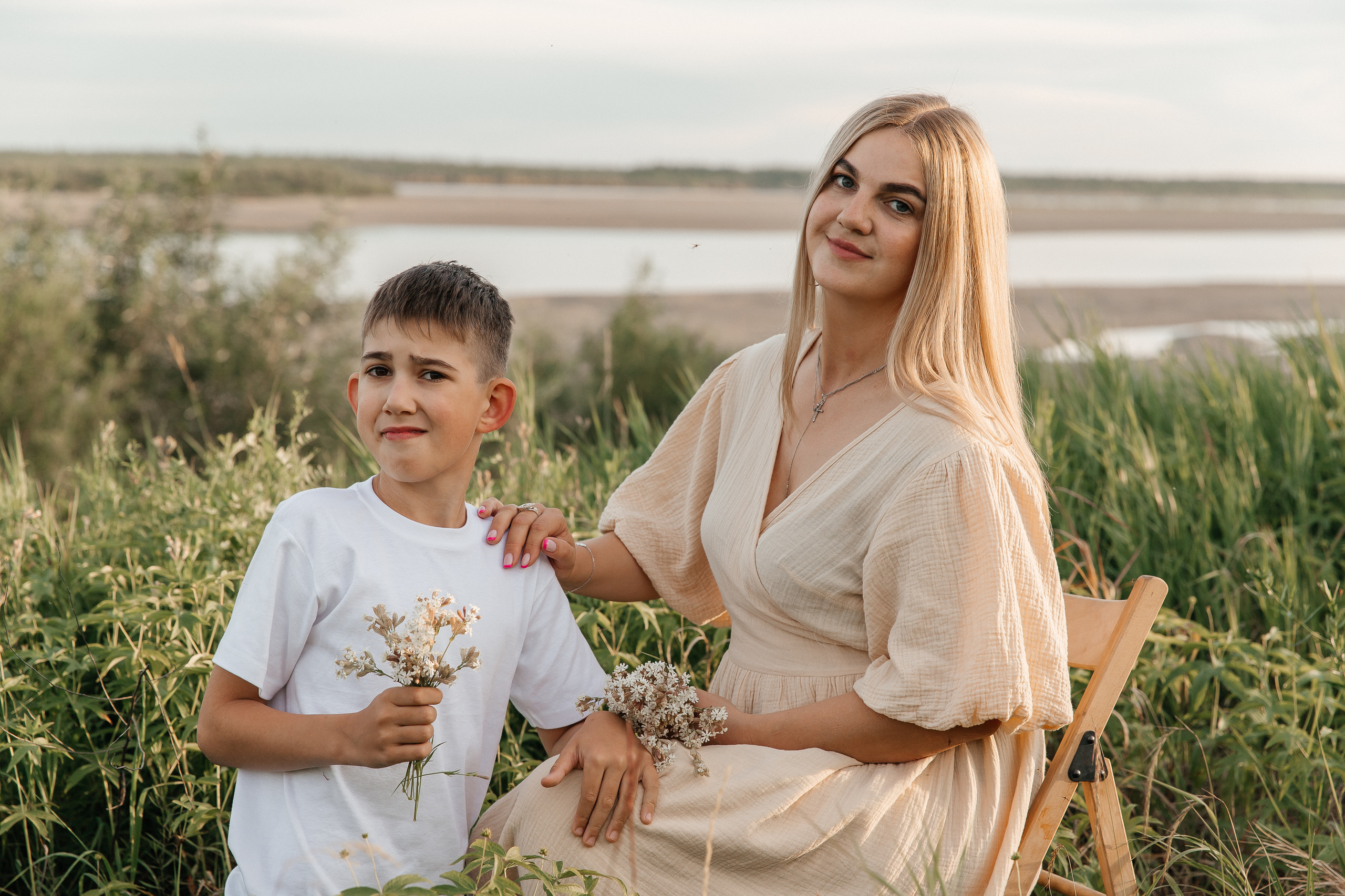 Валя, Дима и детки. Воронистая Анастасия. Фотограф Якутия, Томпонский район