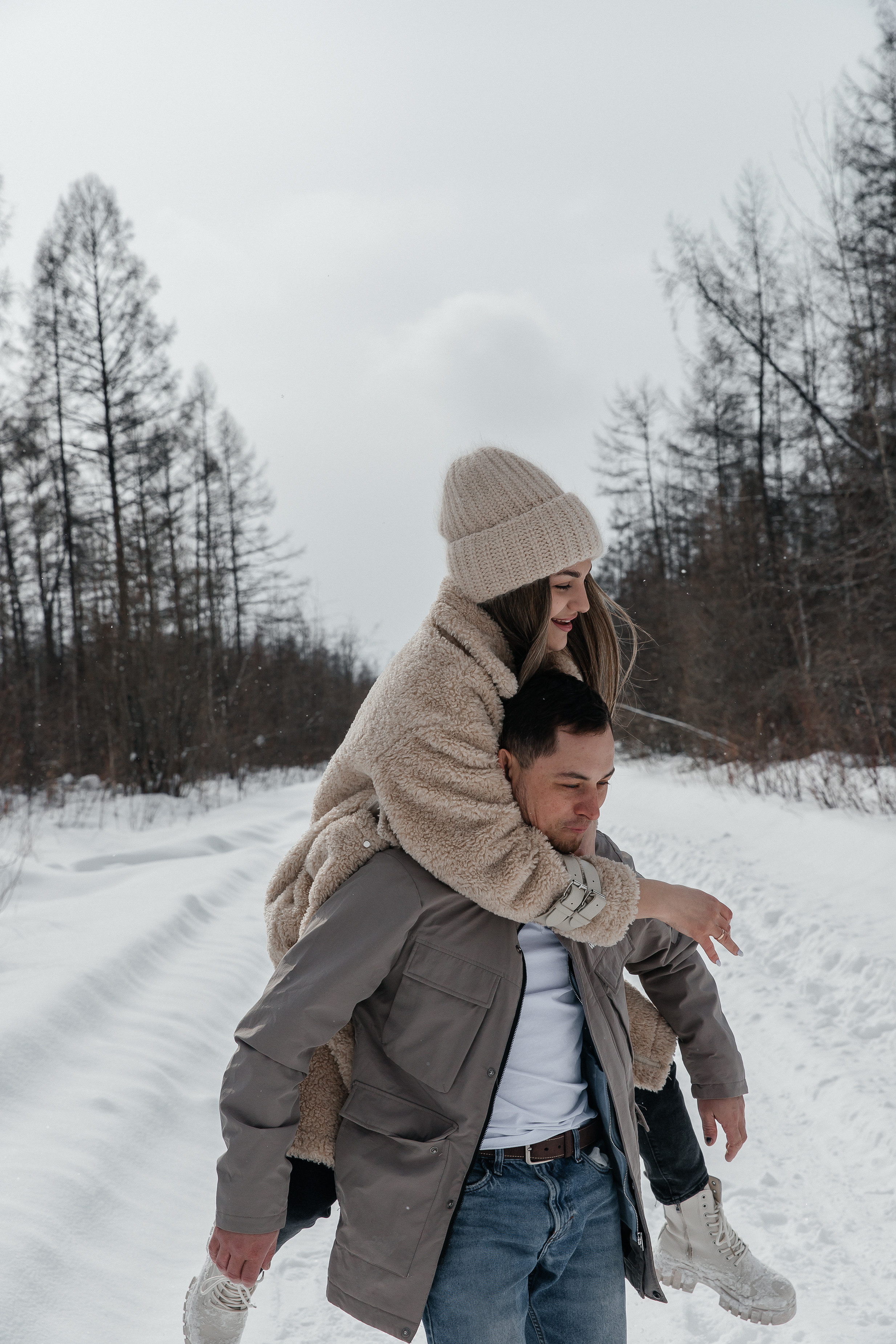 Катя и Дима. Воронистая Анастасия. Фотограф Якутия, Томпонский район