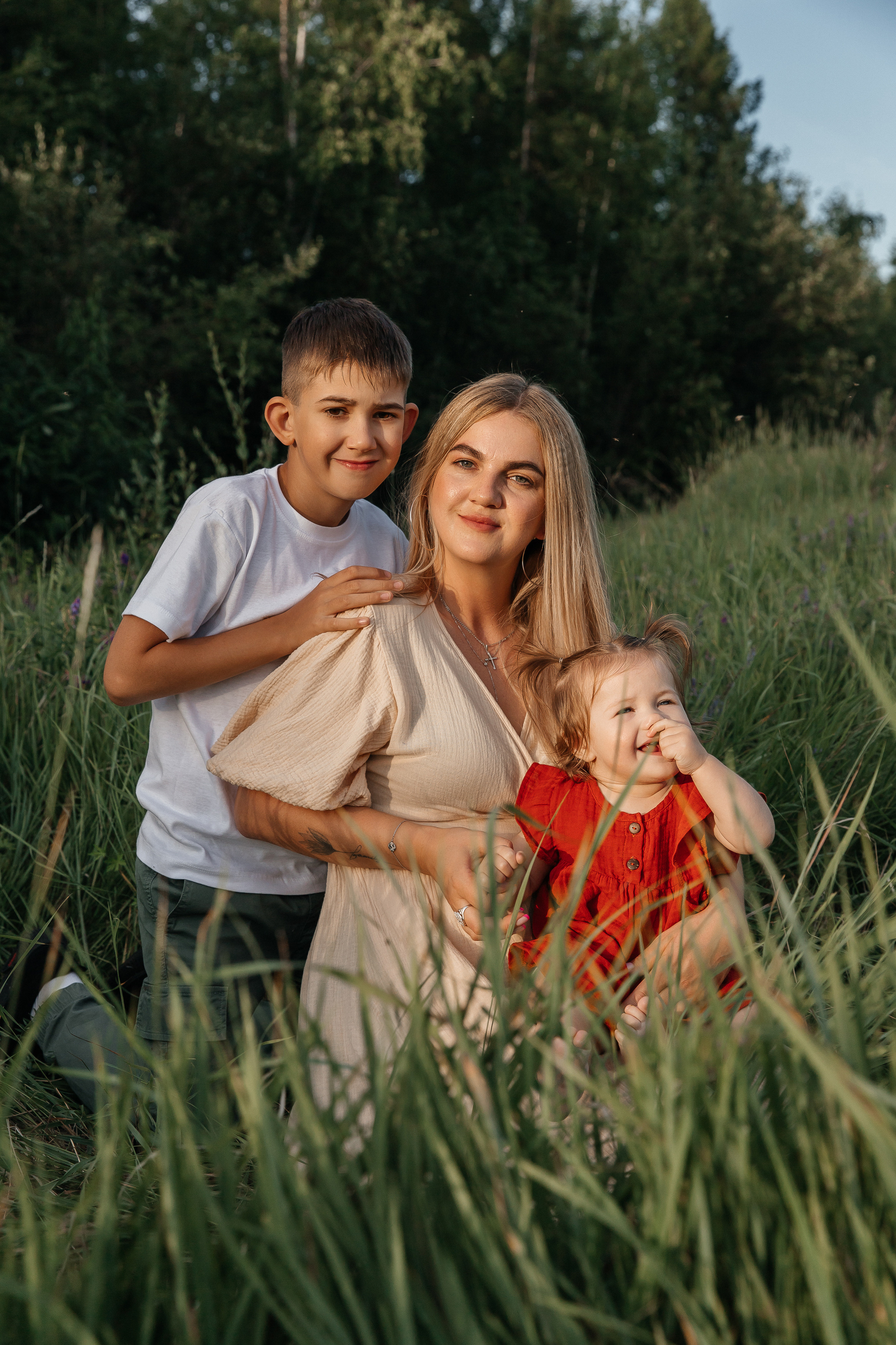 Валя, Дима и детки. Воронистая Анастасия. Фотограф Якутия, Томпонский район