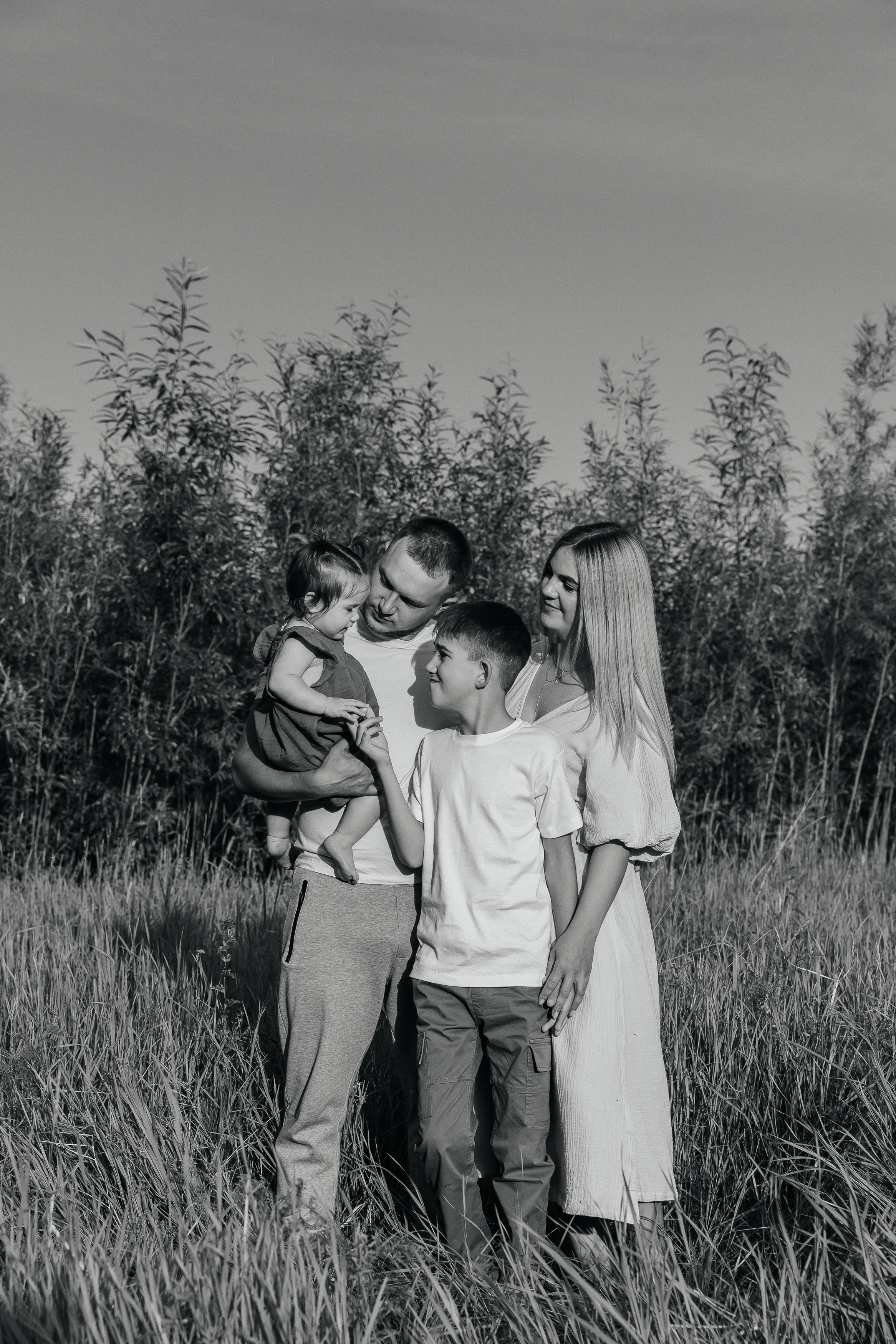 Валя, Дима и детки. Воронистая Анастасия. Фотограф Якутия, Томпонский район