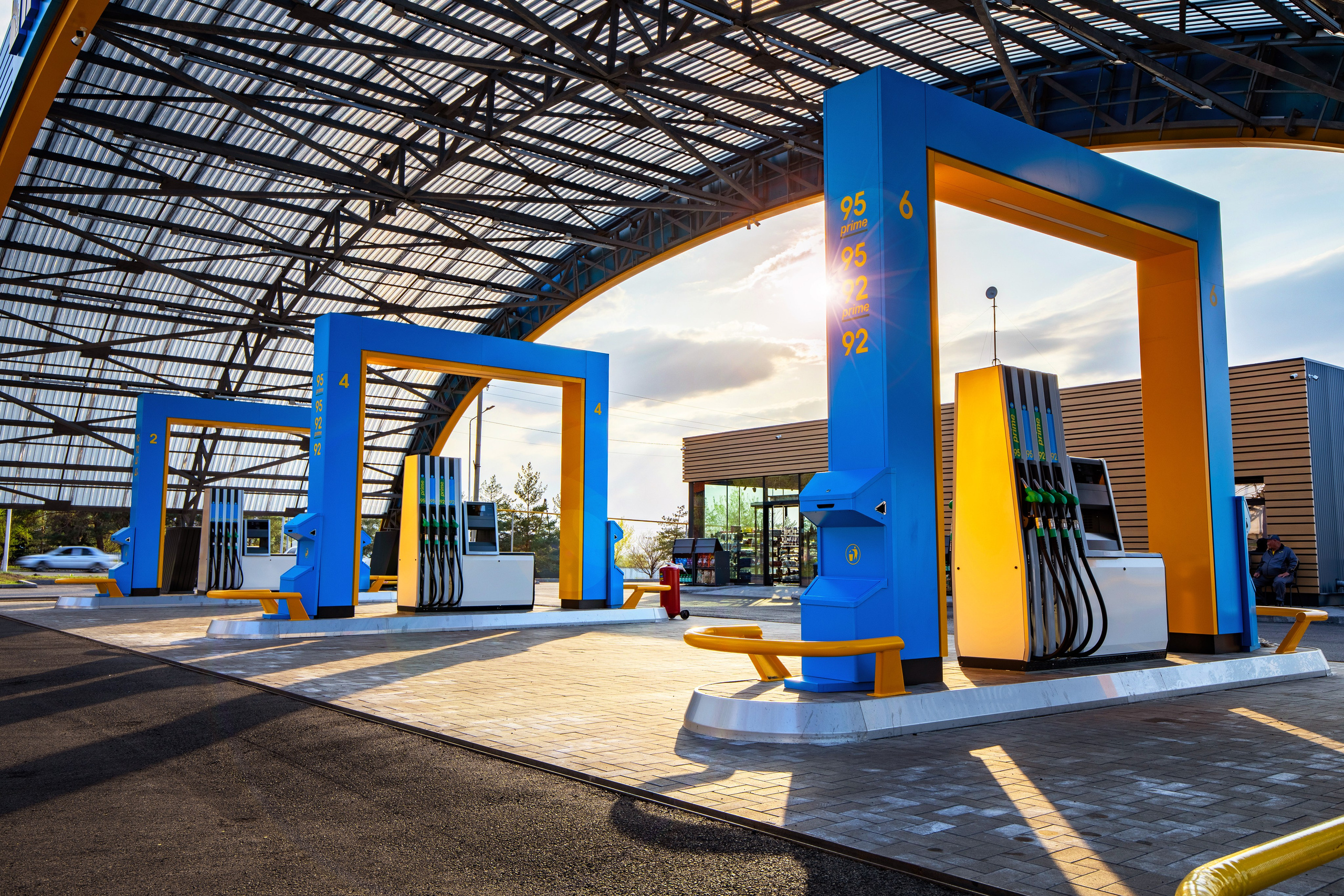 Заправочная станция Helios в г. Иссык