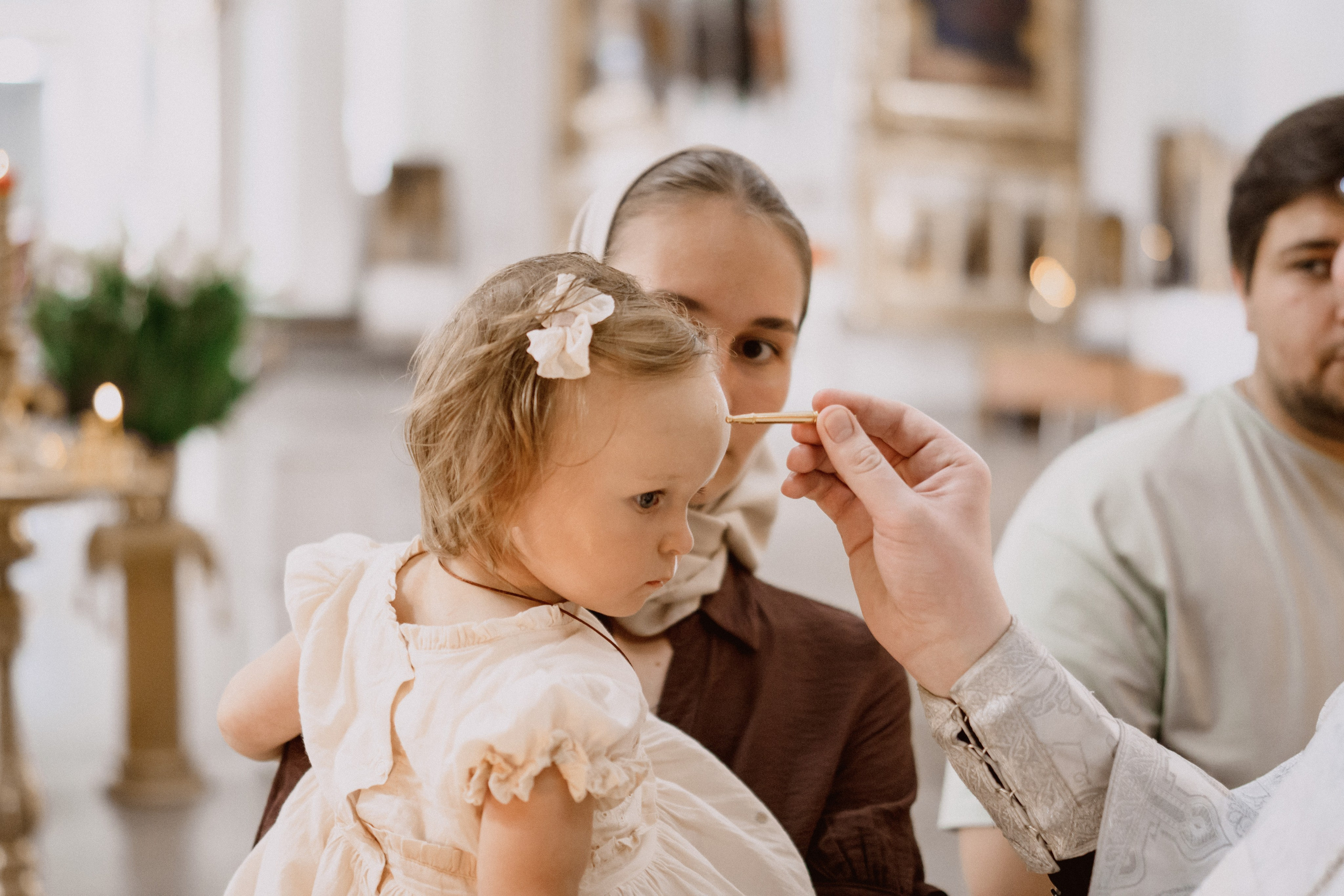 Крещение в Троице-Измайловском соборе. Семейный фотограф и видеограф Алёна Ким