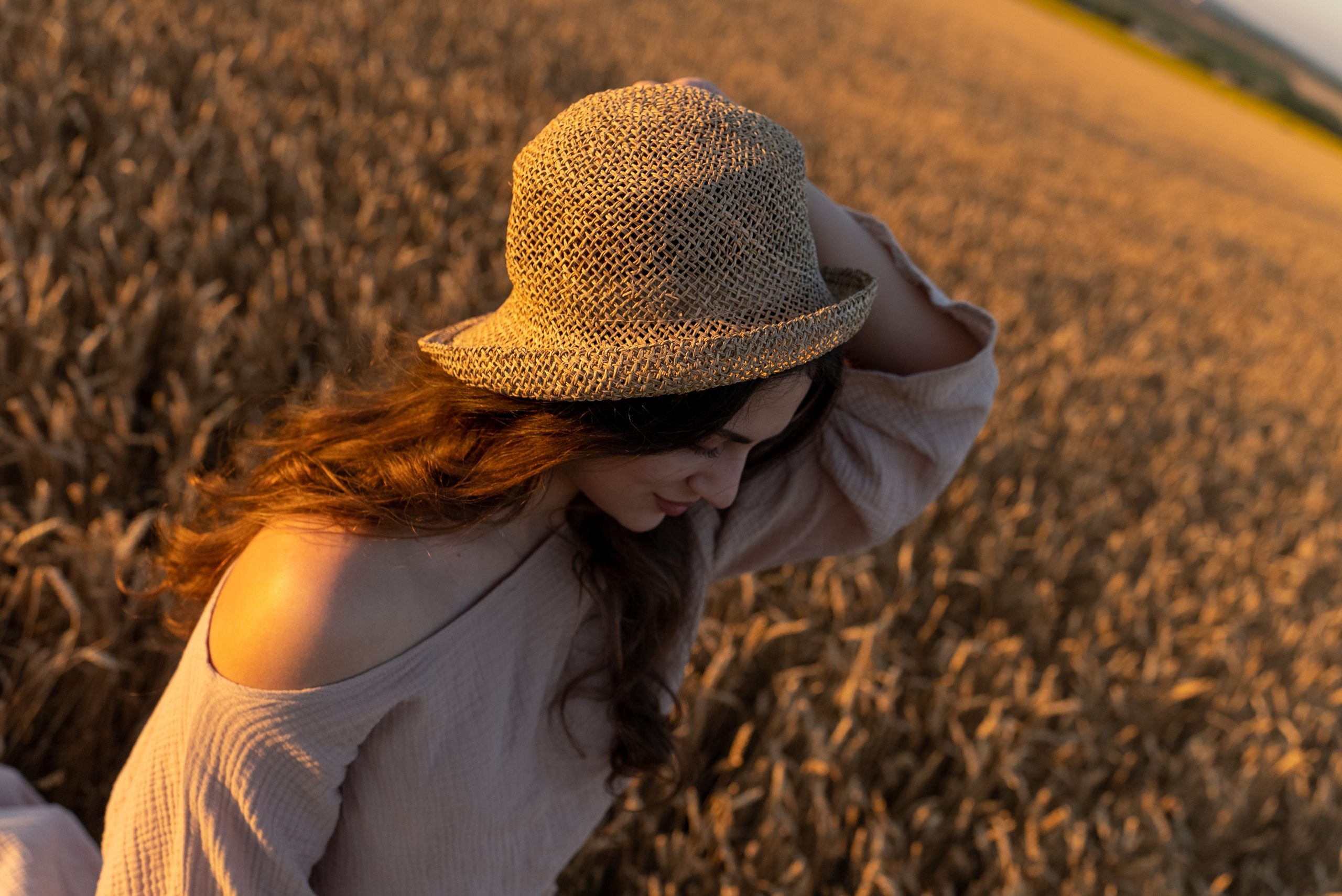 Семейная фотосессия в поле. Семейный фотограф и видеограф Алёна Ким