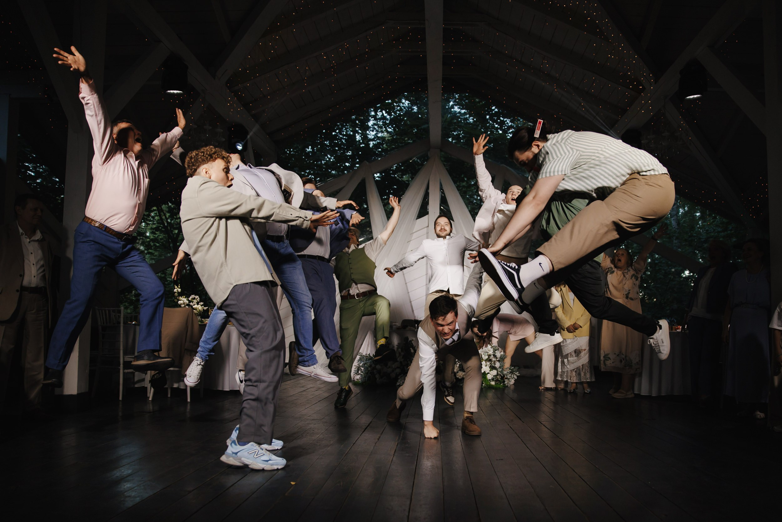 Фотограф Повольнов. Подрядчики и друзья сети свадебных площадок House for wedding