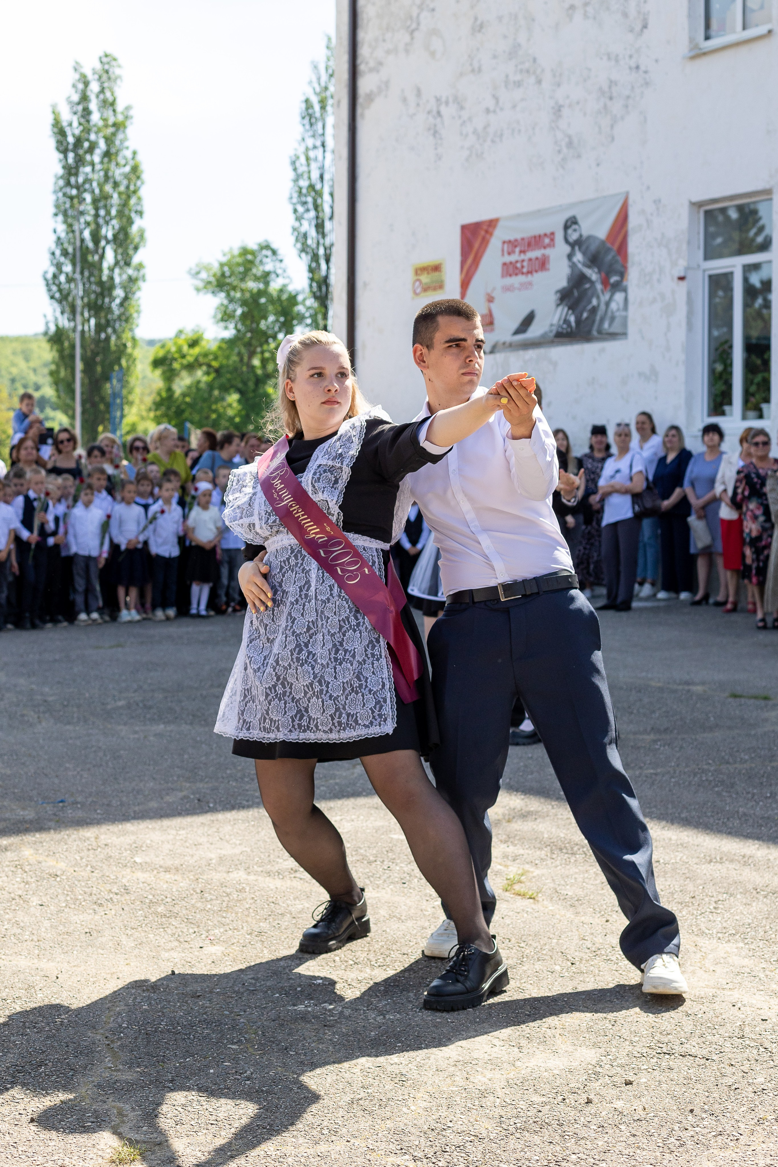 Последний звонок. Выпускные альбомы Майкоп, Краснодар Елена Золотарева