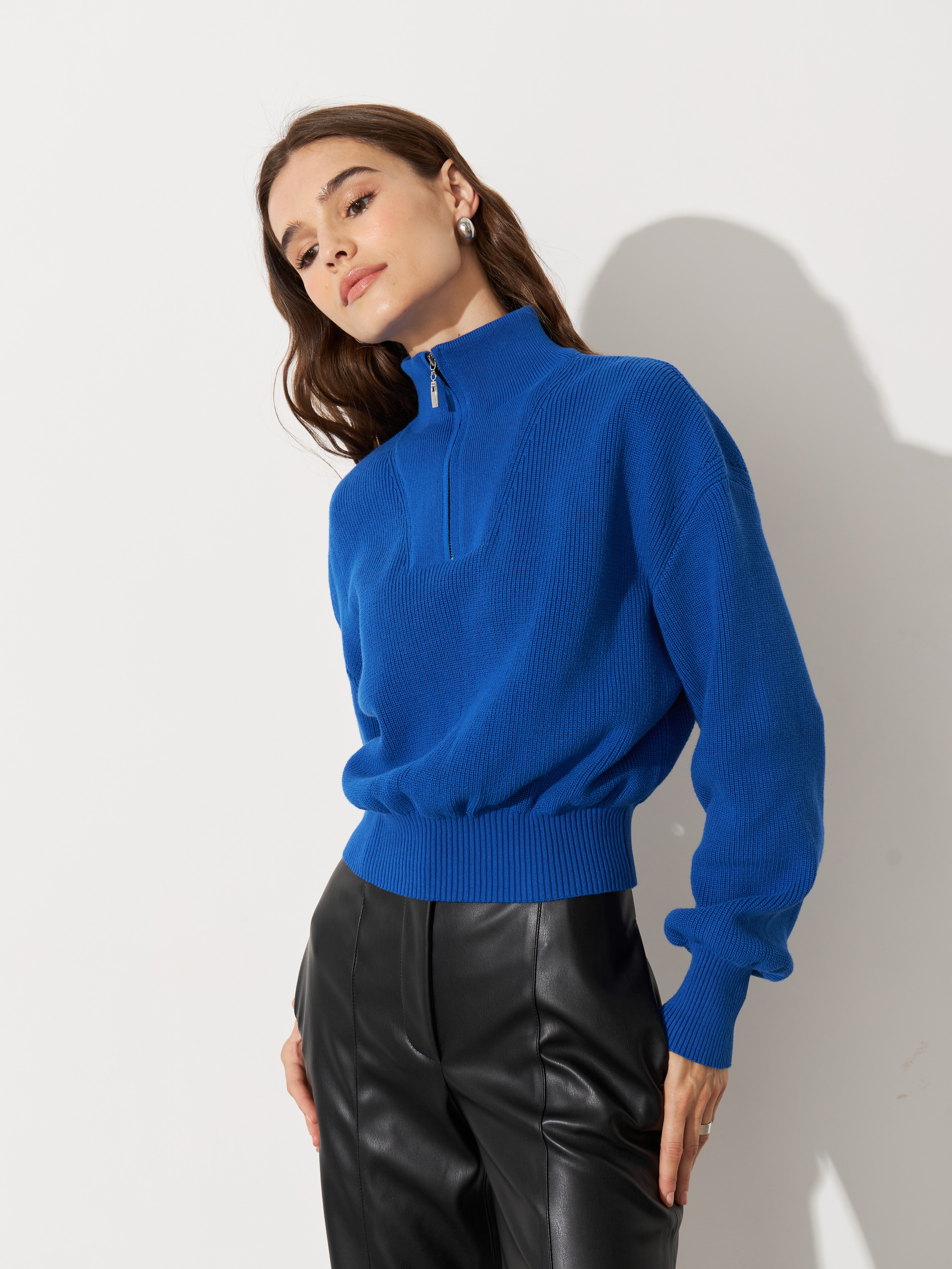 Buro Photoplay for 99colorspace. Fashion фотограф в Москве Алиса Деко