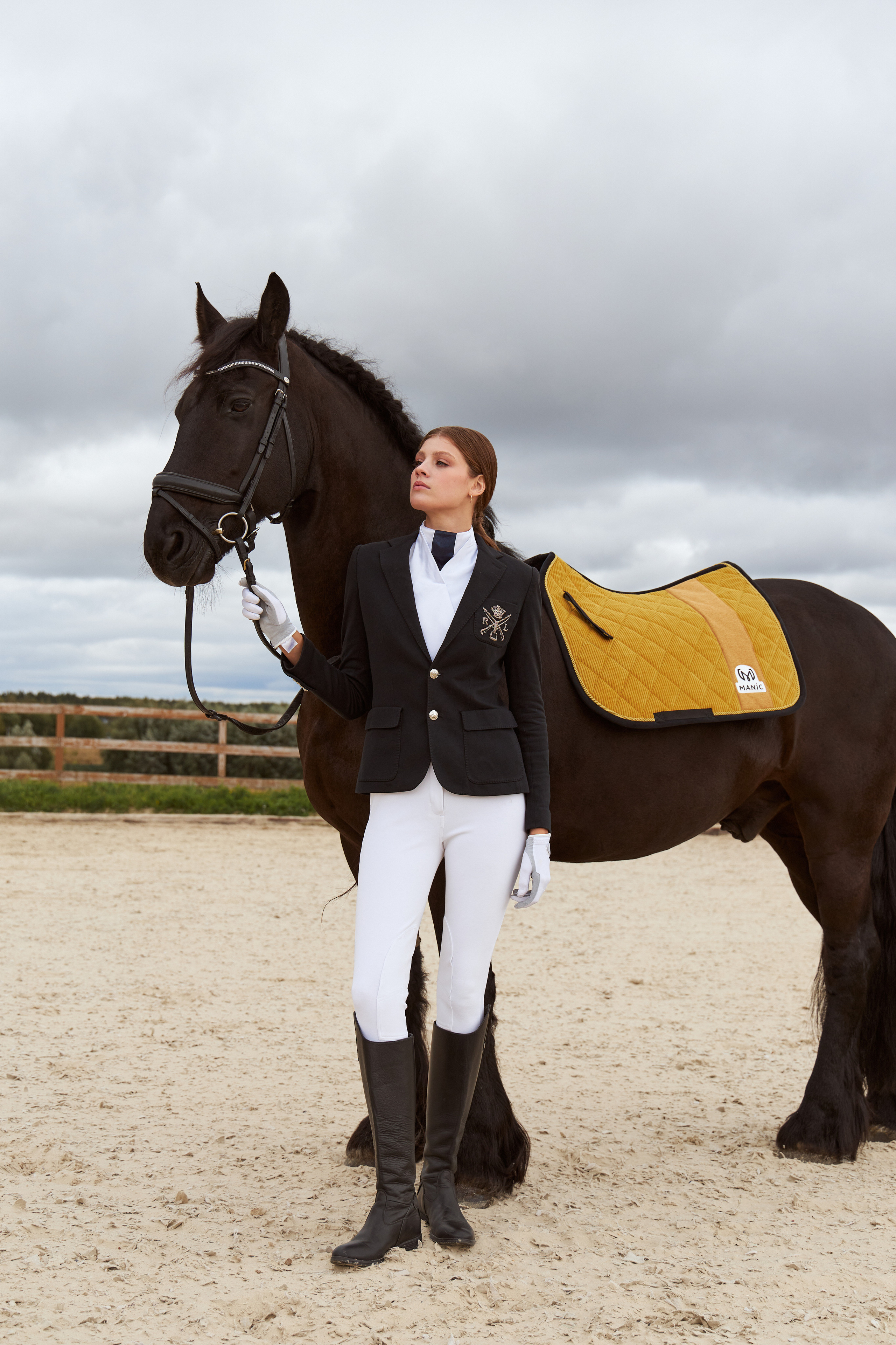 Buro Photoplay for Manic. Fashion фотограф в Москве Алиса Деко