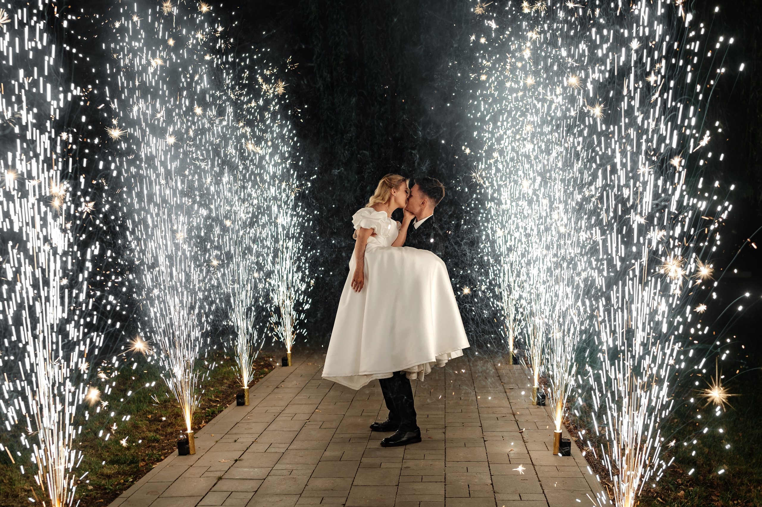 Денис и Анастасия. Свадебный и семейный фотограф в Алексеевке Марина Купреева