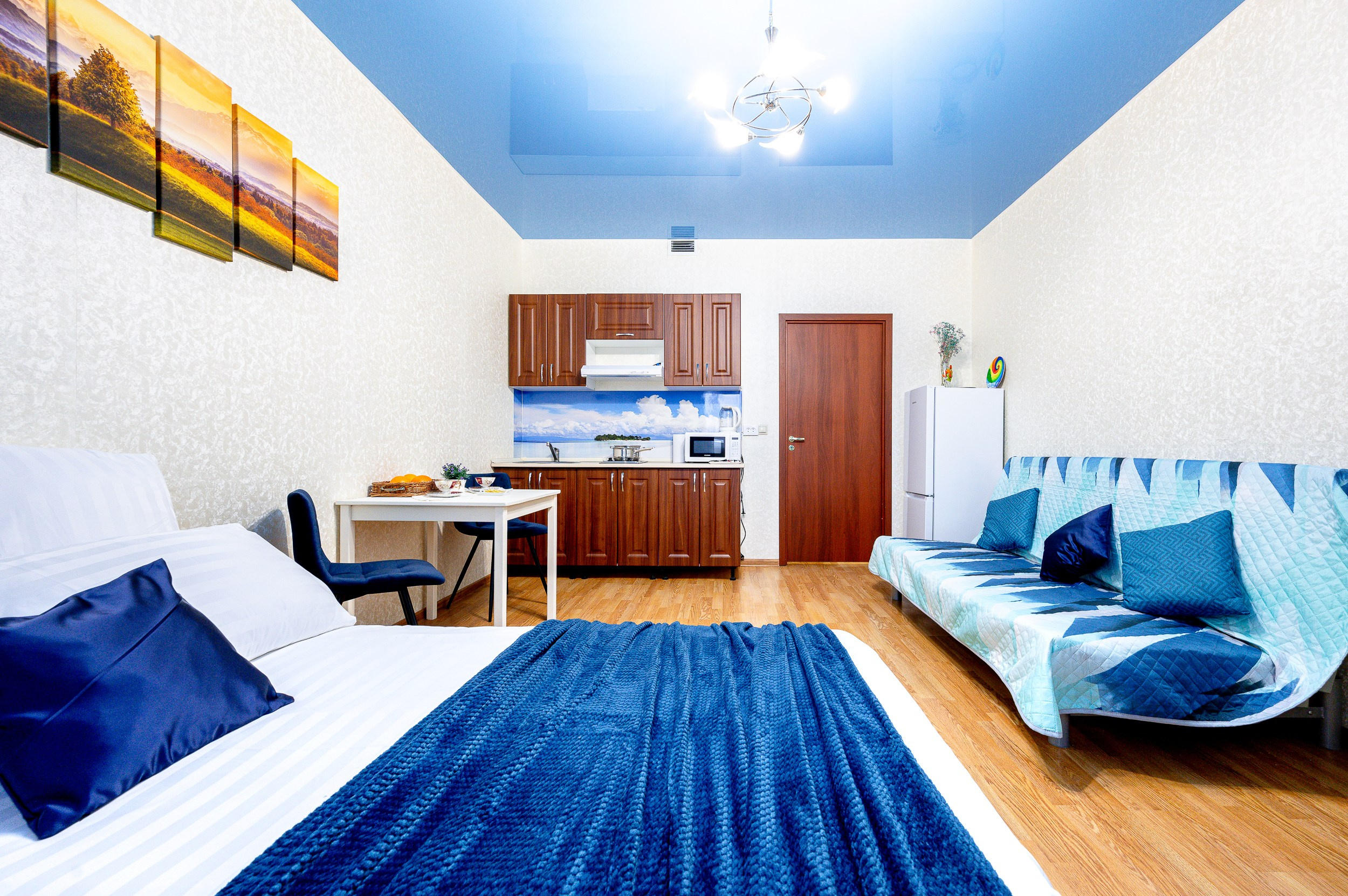 Квартира под суточную аренду. Интерьерный фотограф. Фото- видеосъемка недвижимости Санкт-Петербург