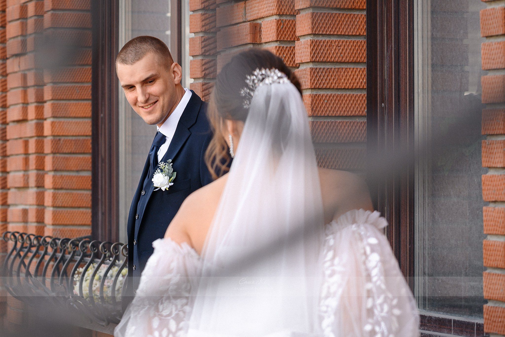 Свадебная фотосессия С&А на Садовой, 19. Свадебный, семейный и event фотограф в Новосибирске и Новосибирской области Саша Кё