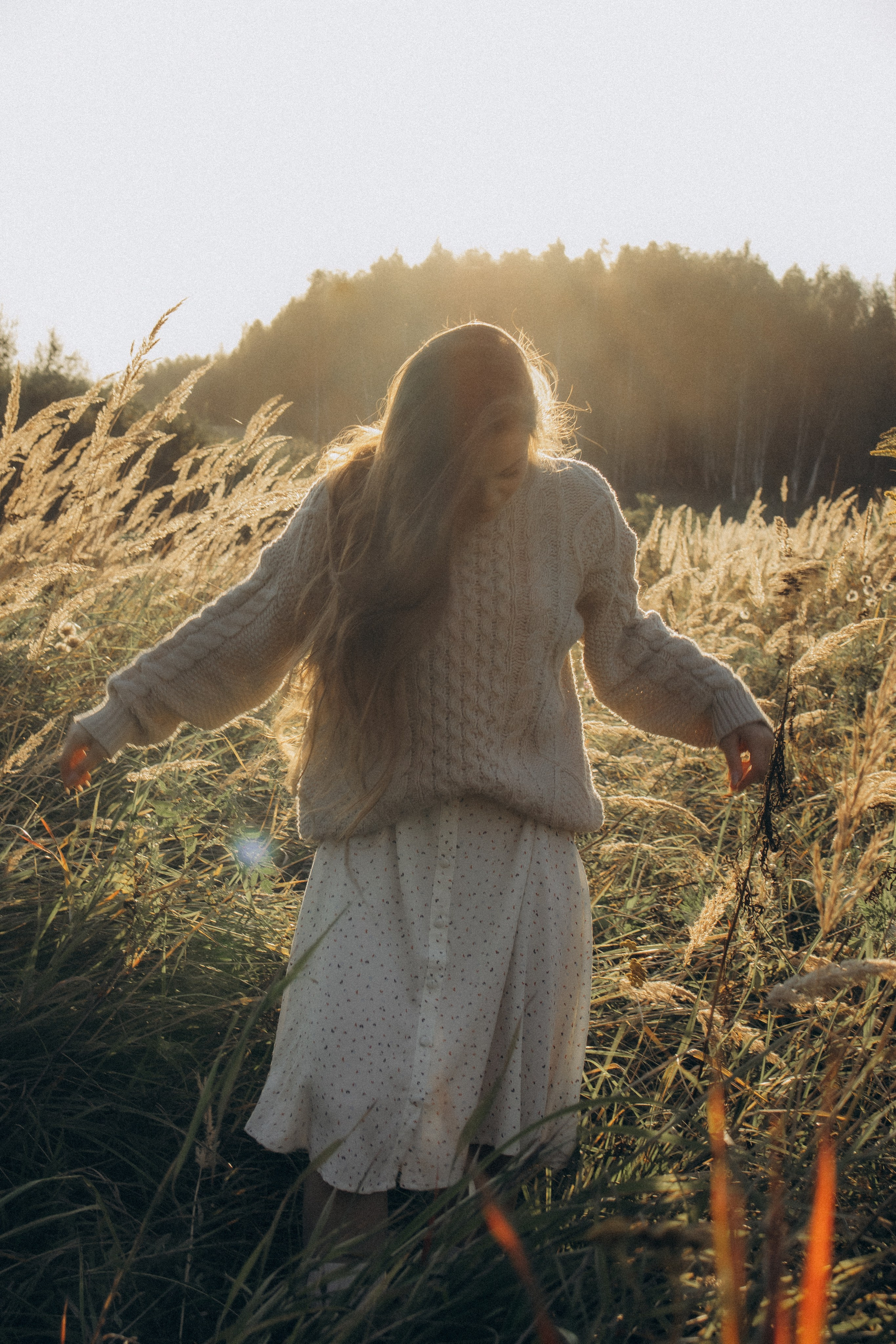 Юля. Осенняя фотосессия в поле. Юлия Левада Семейный и женский фотограф