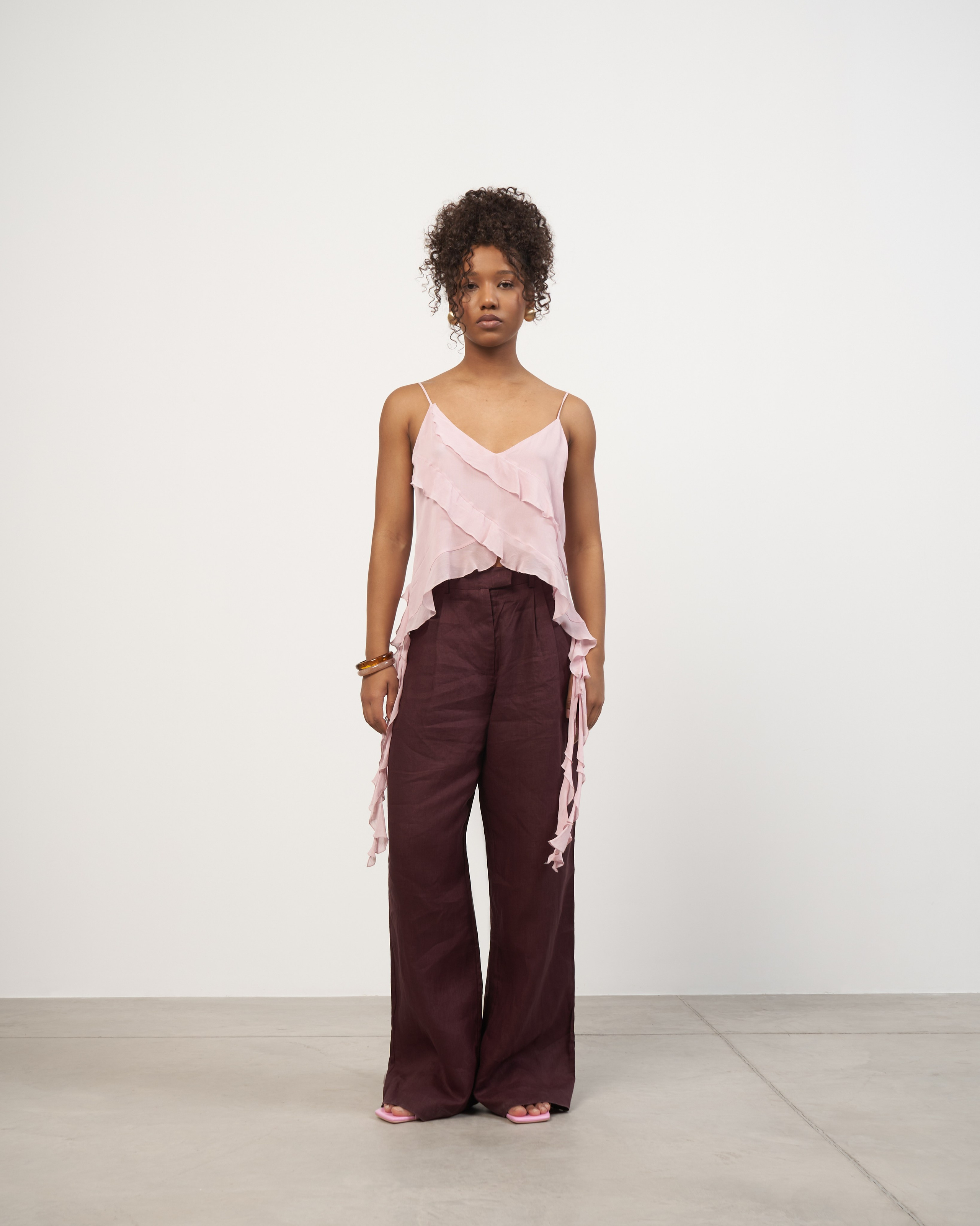 ОДЕЖДА. Анна Мясина | Портреты, lifestyle, бренды — цифровая и плёночная фотография