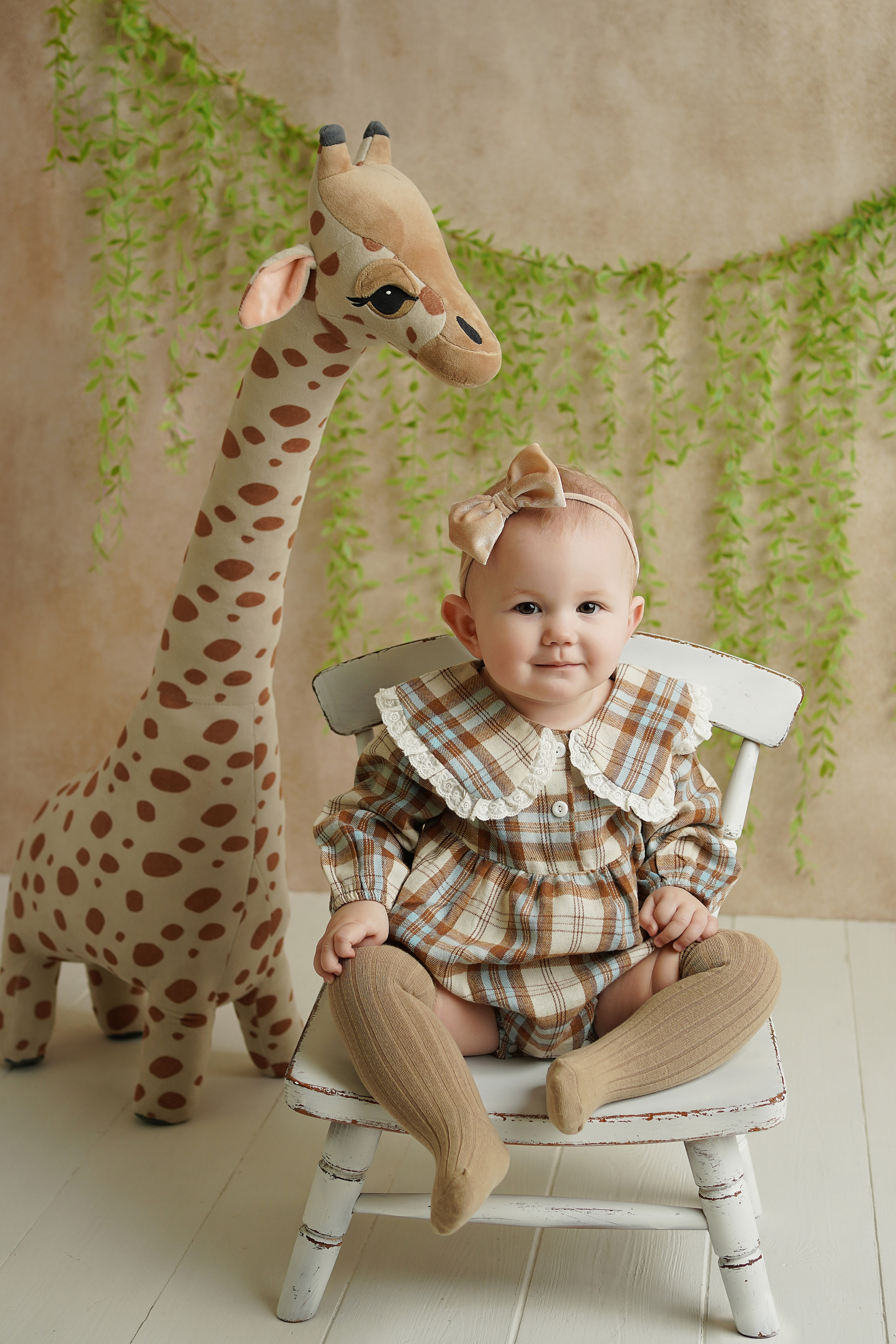 Детская фотосессия Первый год для девочек. Детский фотограф и фотограф новорожденных в Калининград Оксана Иваний