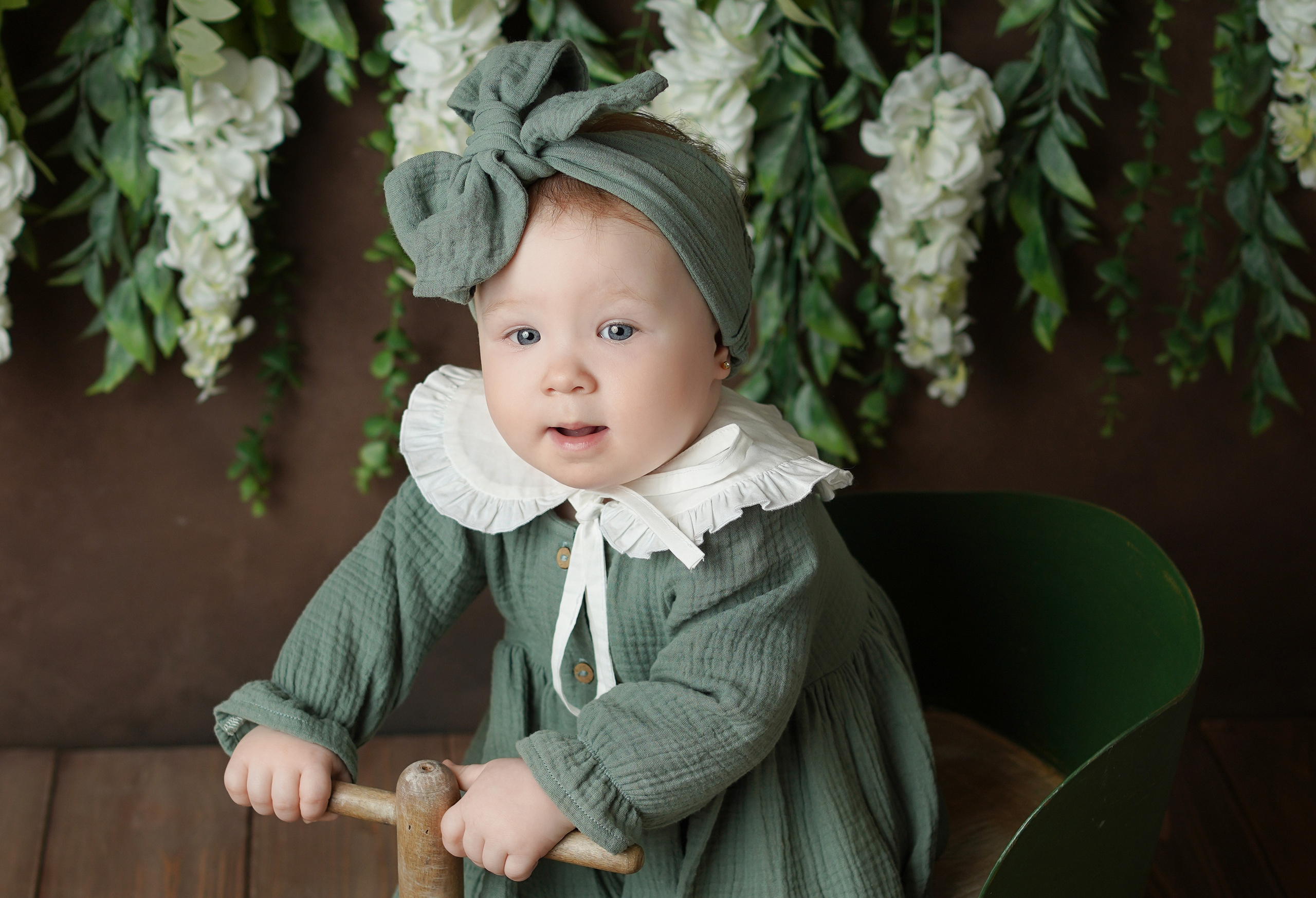 Детская фотосессия первый год Алисы в Калининграде. Детский фотограф и фотограф новорожденных в Калининград Оксана Иваний