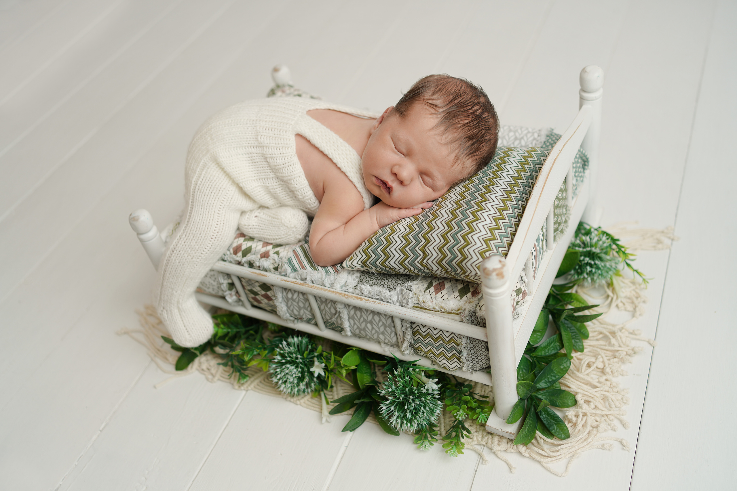 Детская фотосессия новорожденных мальчиков. Детский фотограф и фотограф новорожденных в Калининград Оксана Иваний