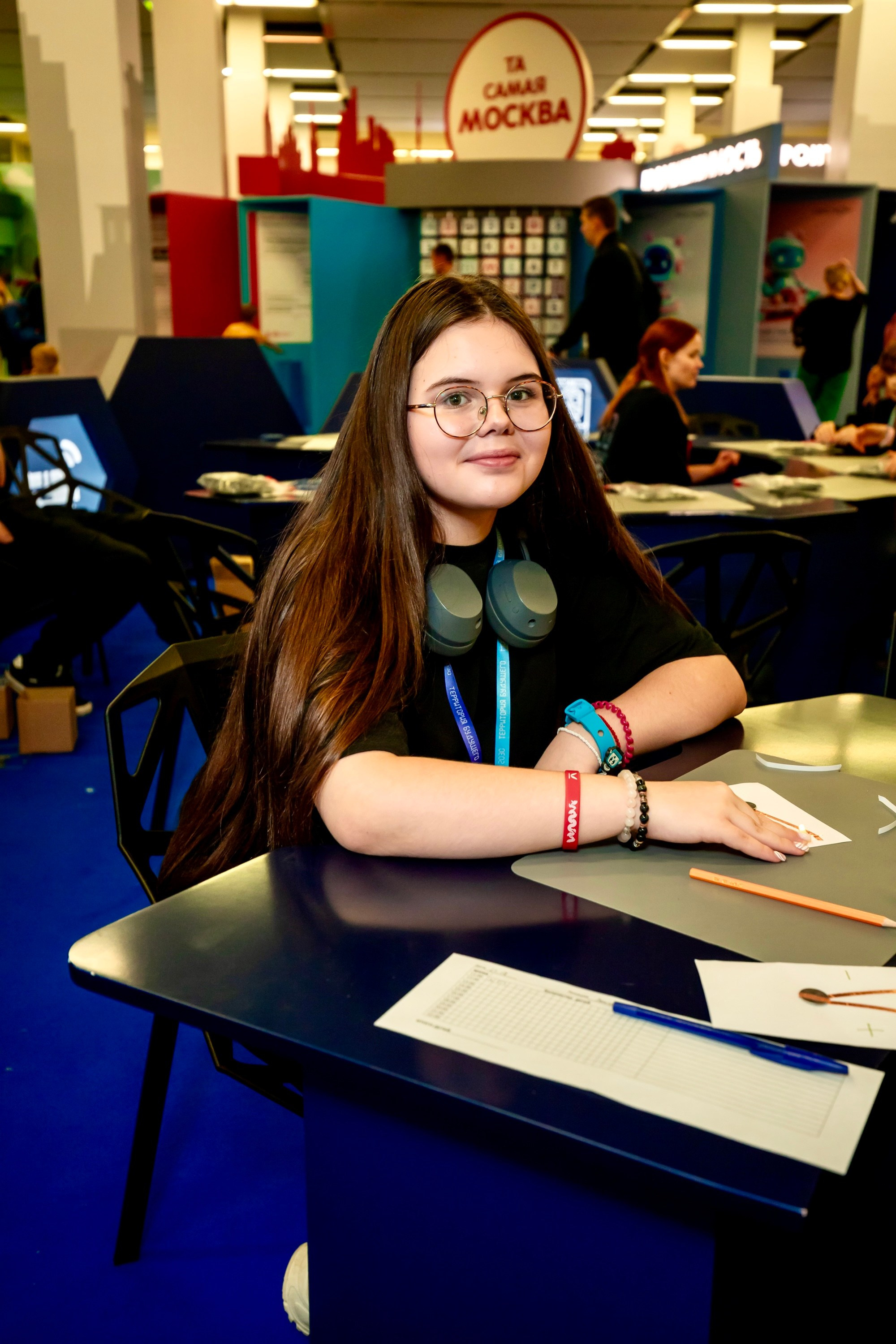 Москва 2030. Репортажный и fashion фотограф в Москве Сергей Бардин