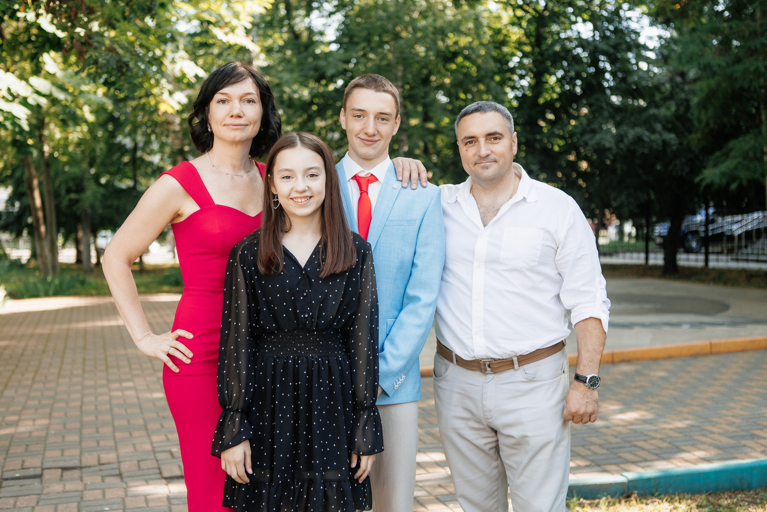 Выпускной Гимназия 12 2024 г. Свадебный и портретный Фотограф в Липецке Дмитрий Котюков