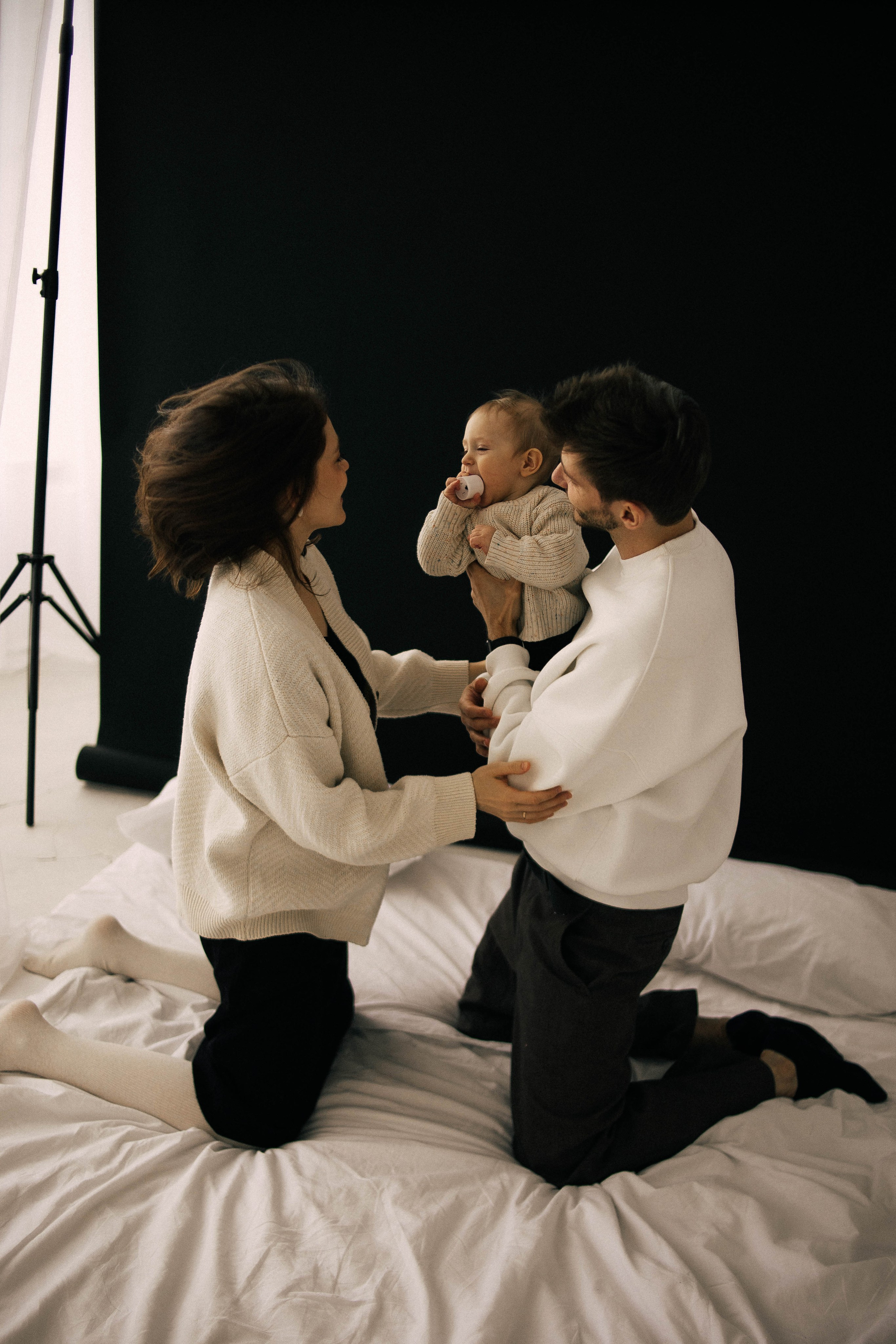 Аня, Сережа и Лешенька. Главная