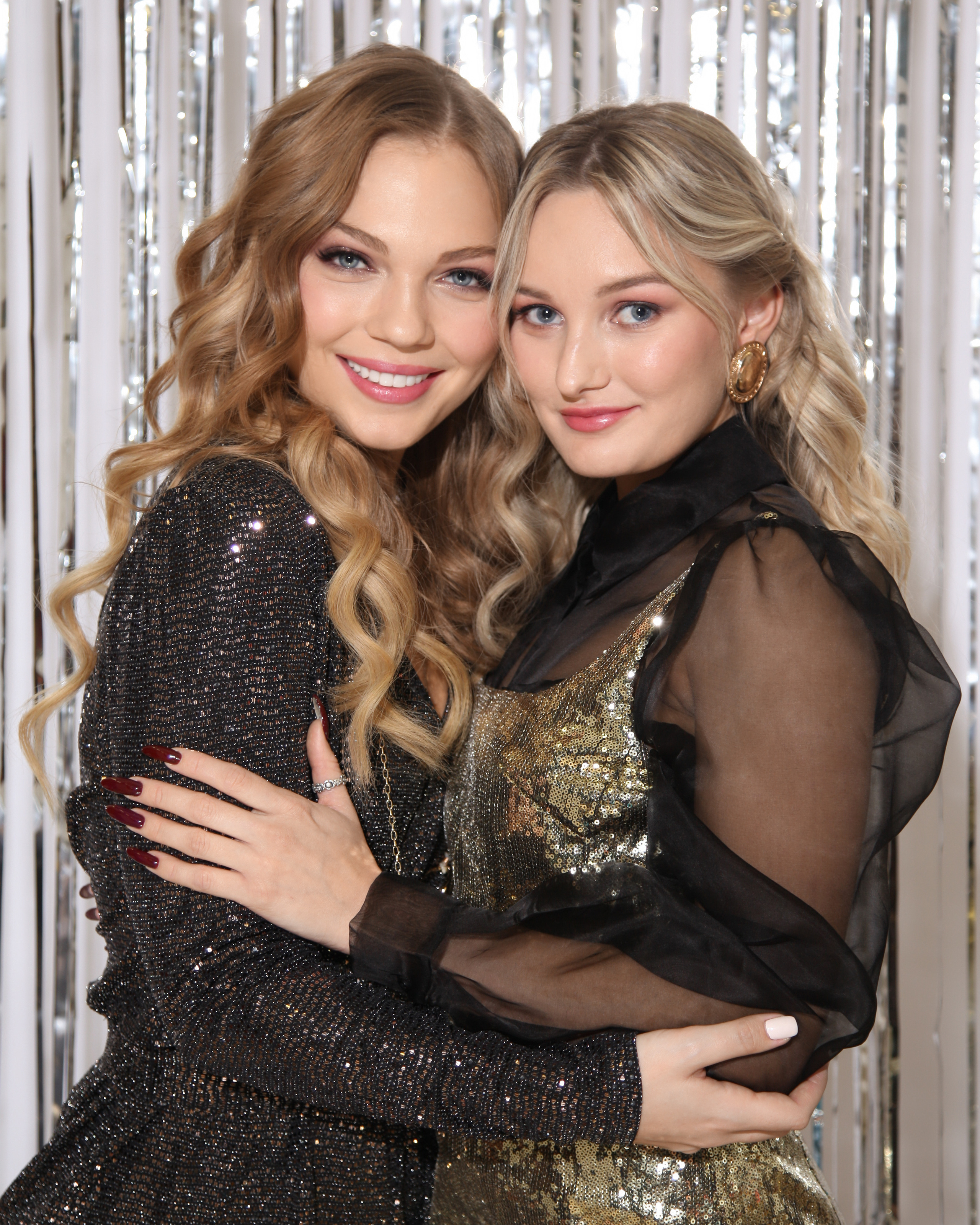 Съемка подруг на новый год. Контент фотограф в Москве и области Елена Кулакова