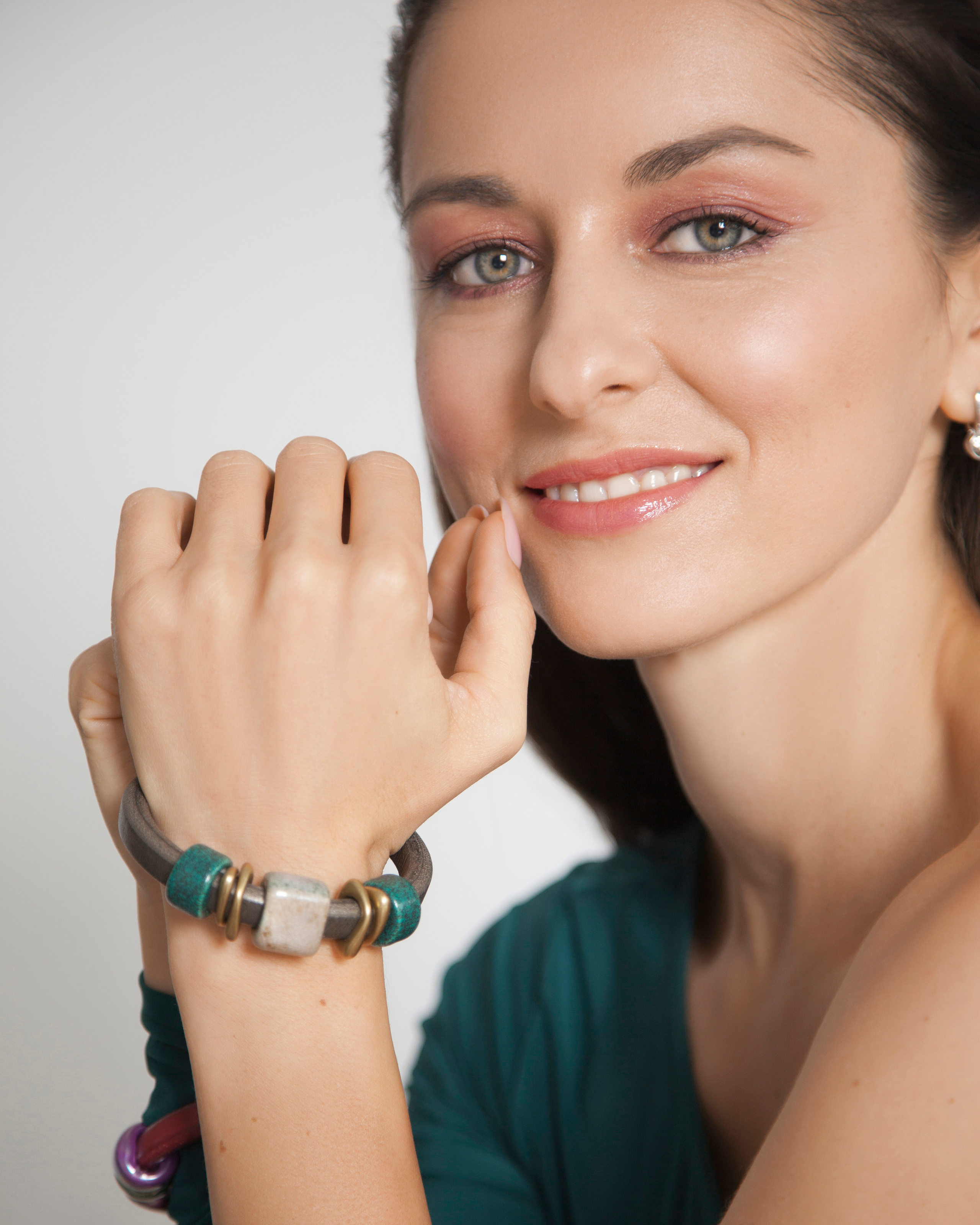 Фотосессия украшений для лукбука. Контент фотограф в Москве и области Елена Кулакова